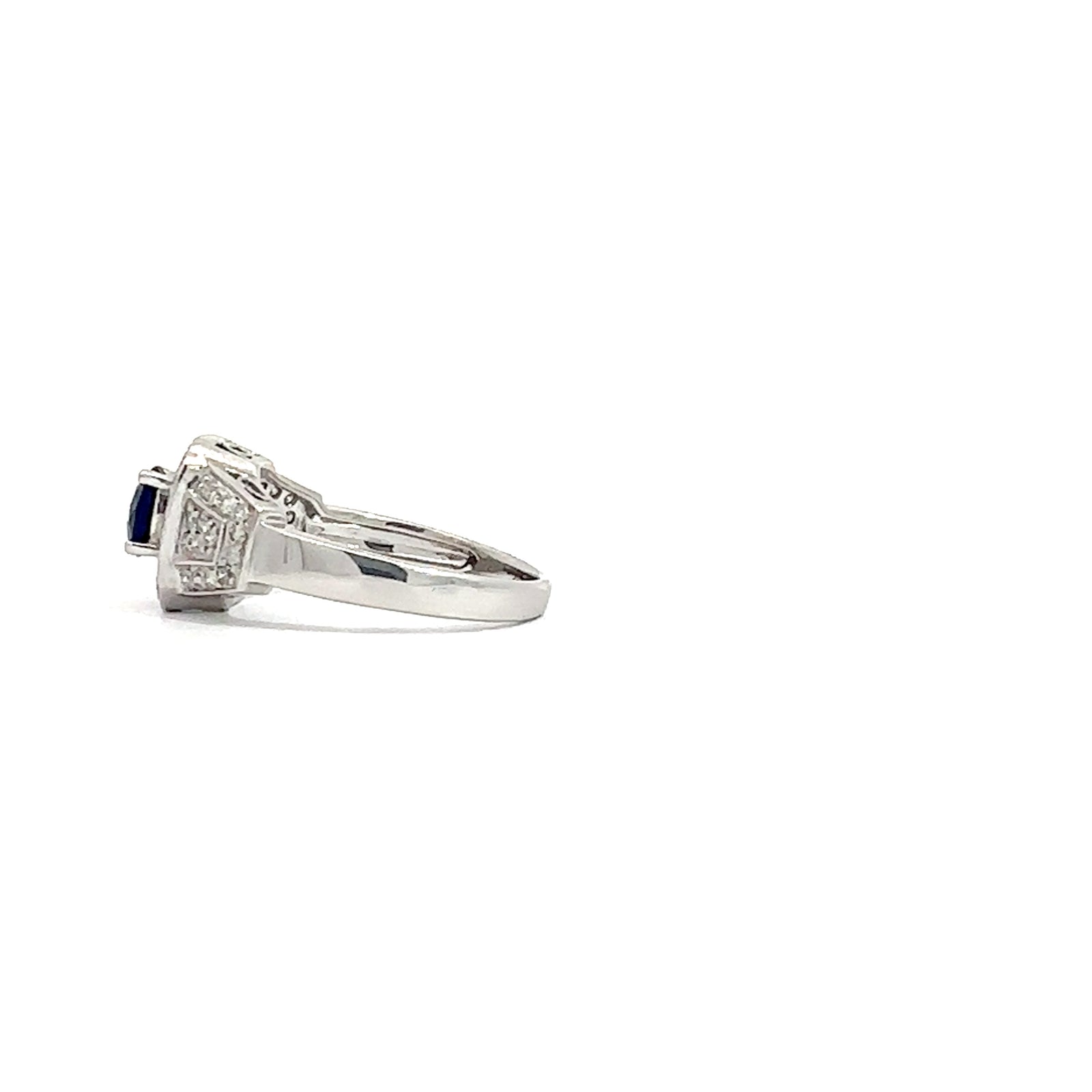 Vintage 18k White Gold Oval Cut Sapphire & Diamond Ring