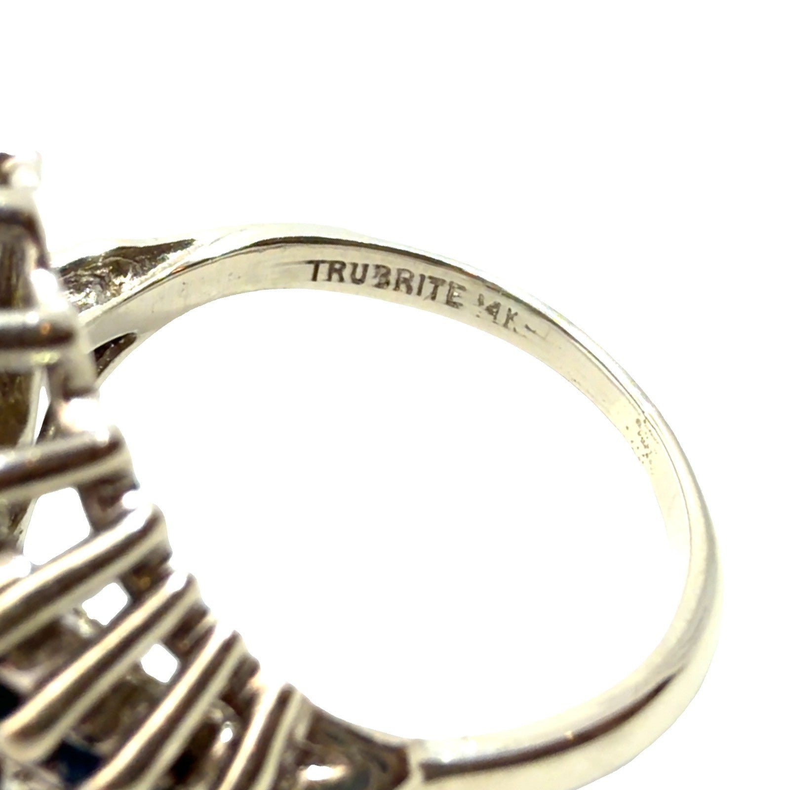 14k White Gold 0.82ctw Diamond and 1.08ctw Sapphire Ballerina Cocktail Ring4