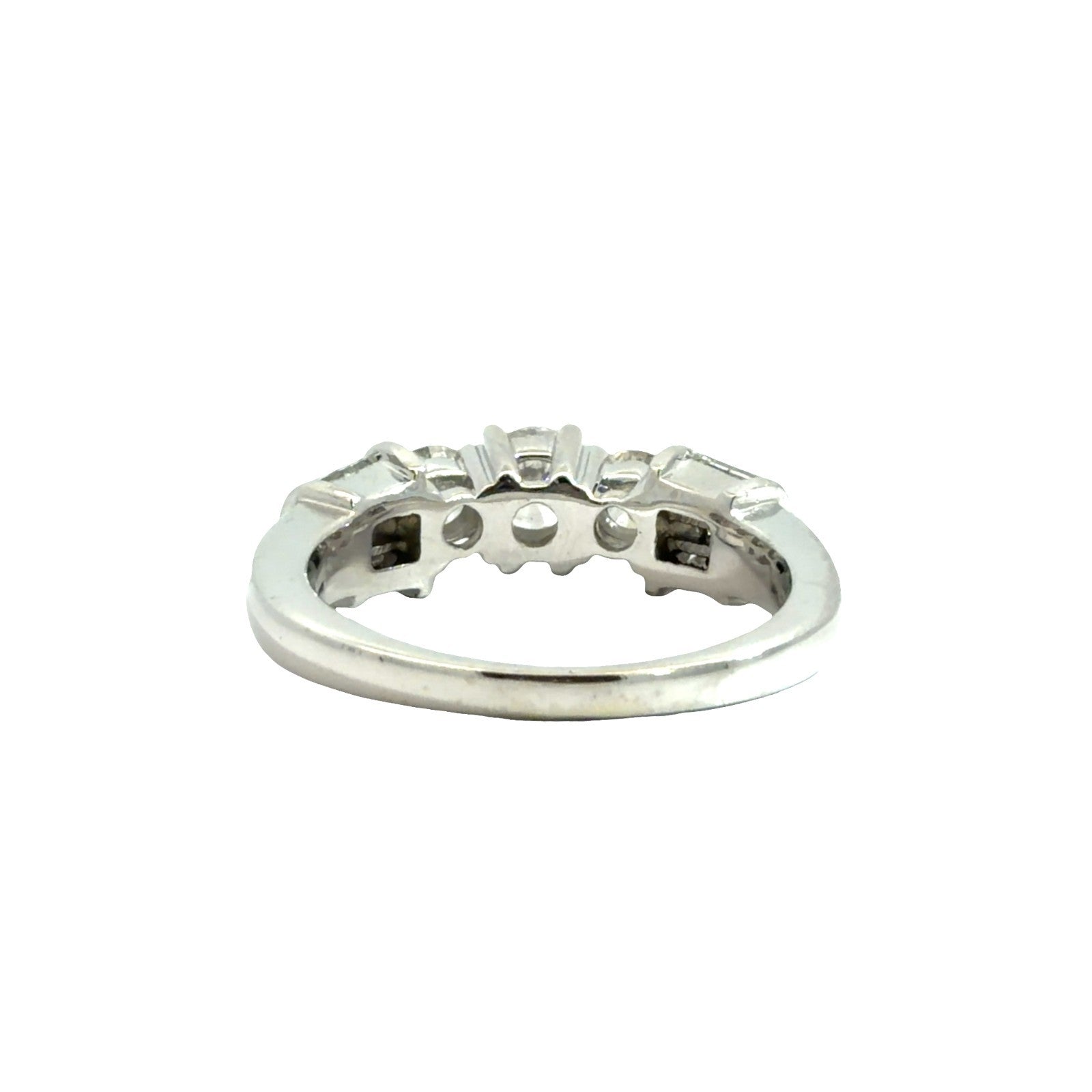 14k White Gold 1.59cttw Three Stone Diamond Engagement Ring Size 64