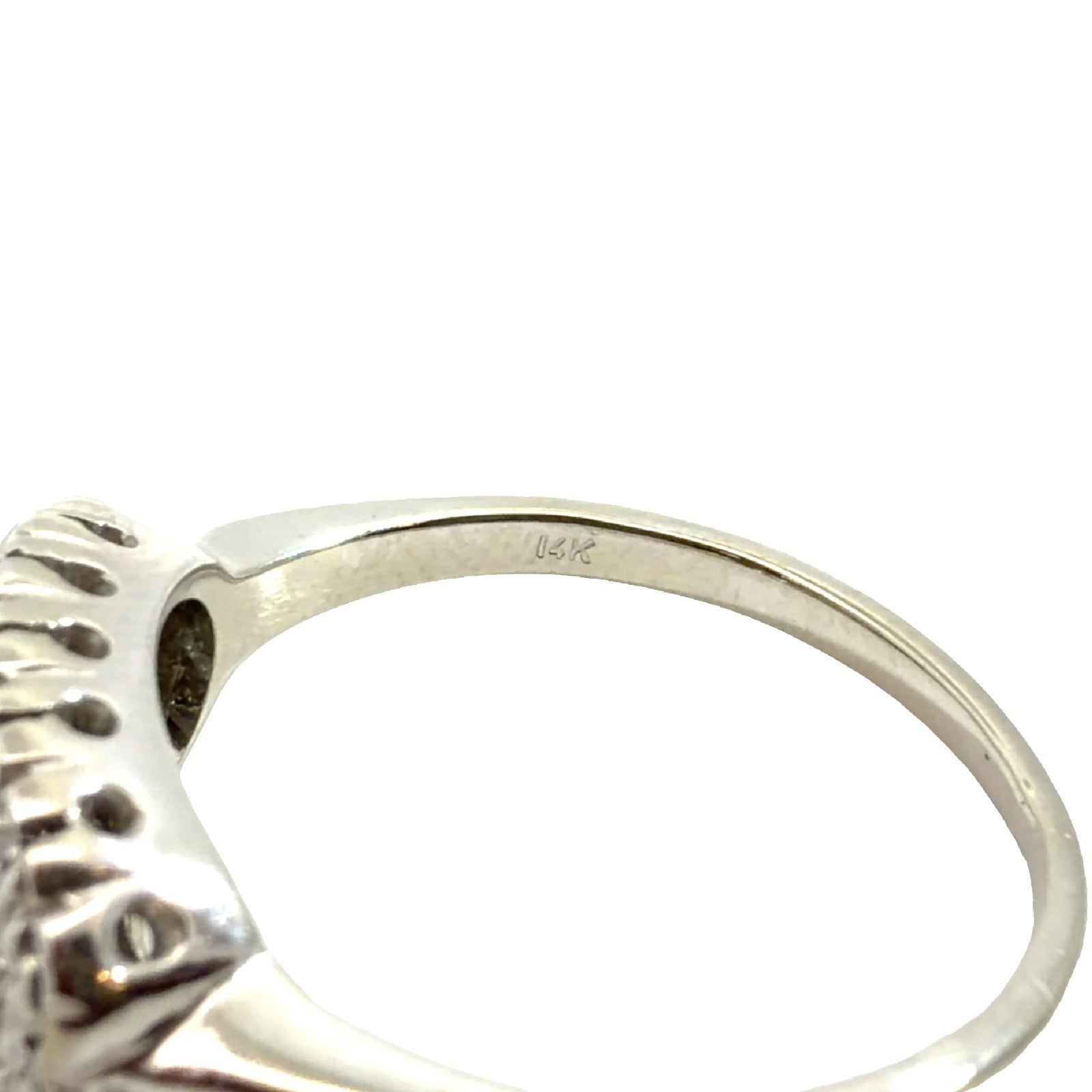 14k White Gold 0.26cttw Diamond Oval Cluster Cocktail Ring Size 6.754