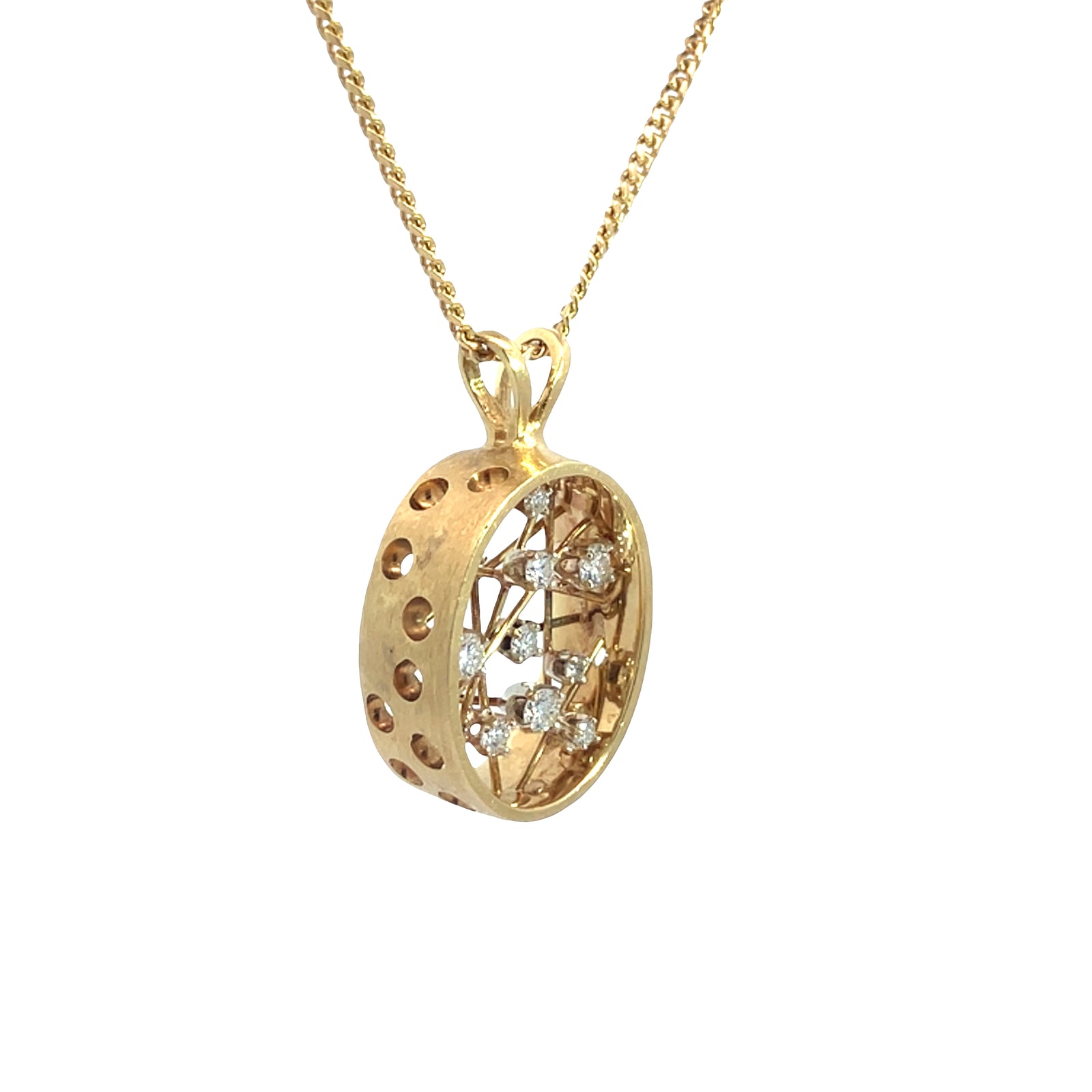 Vintage 18k Yellow Gold and 0.57ctw Diamond Pendant