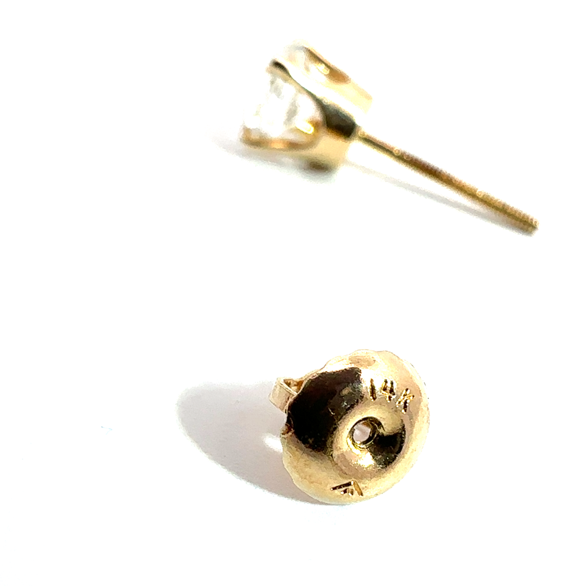 14k Yellow Gold 1.05ctw Diamond Stud Earrings
