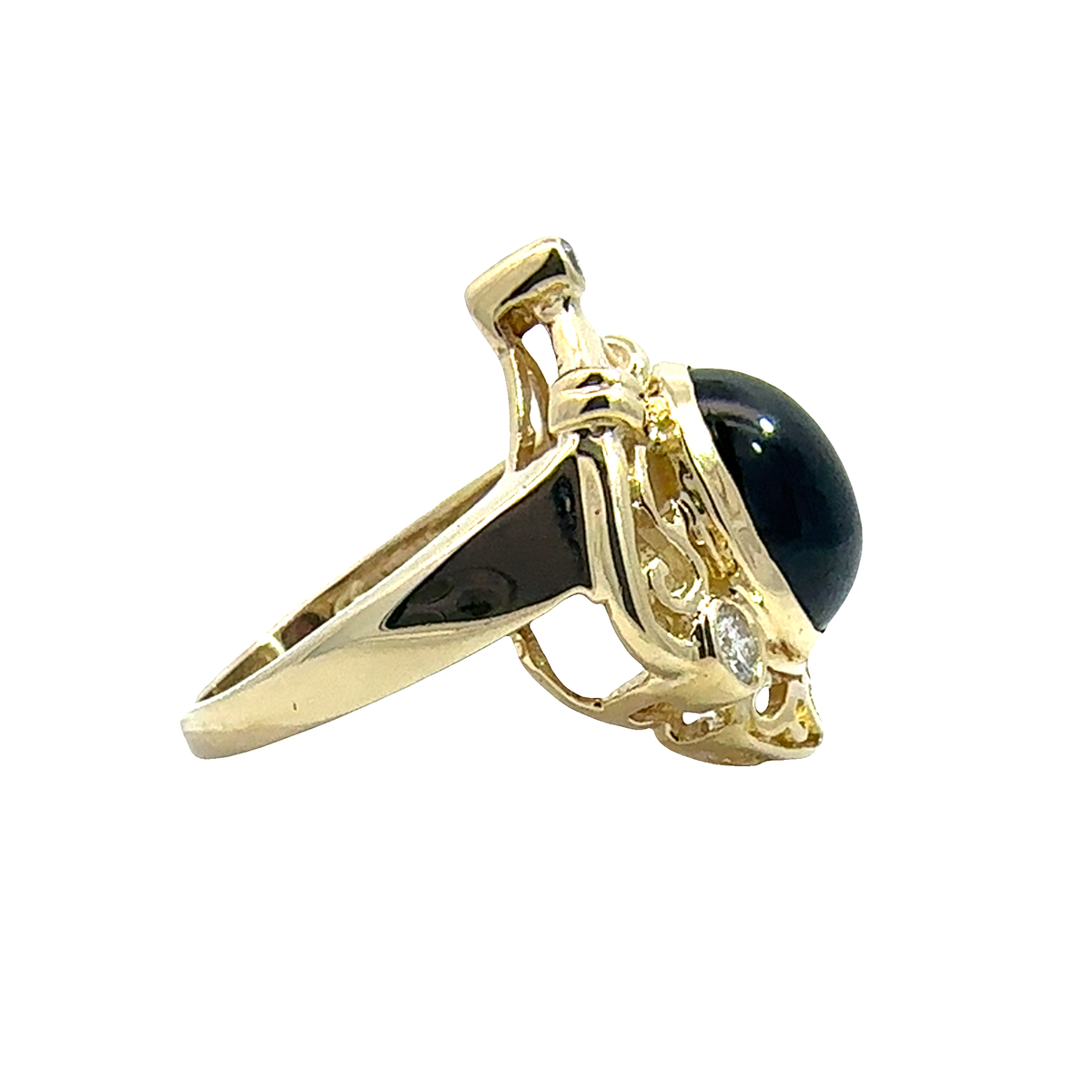 Vintage 14k Yellow Gold 3.95ctw Cabochon Garnet and Diamond Ring