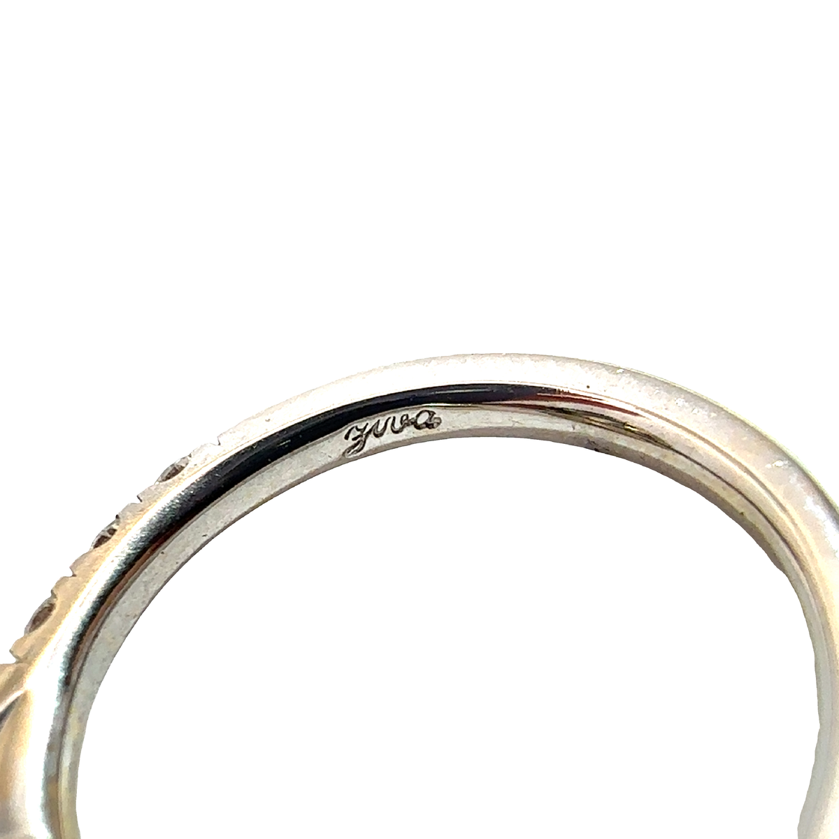 Vintage 18k White Gold 1.00ctw Oval Center Diamond Engagement Ring