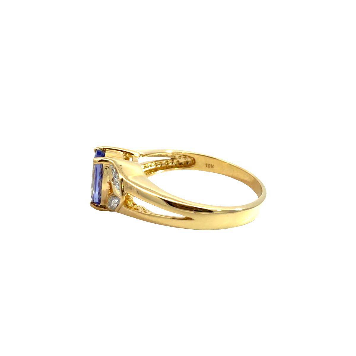 Vintage 18k Yellow Gold 1.20ctw Tanzanite and 0.04ctw Diamond Ring