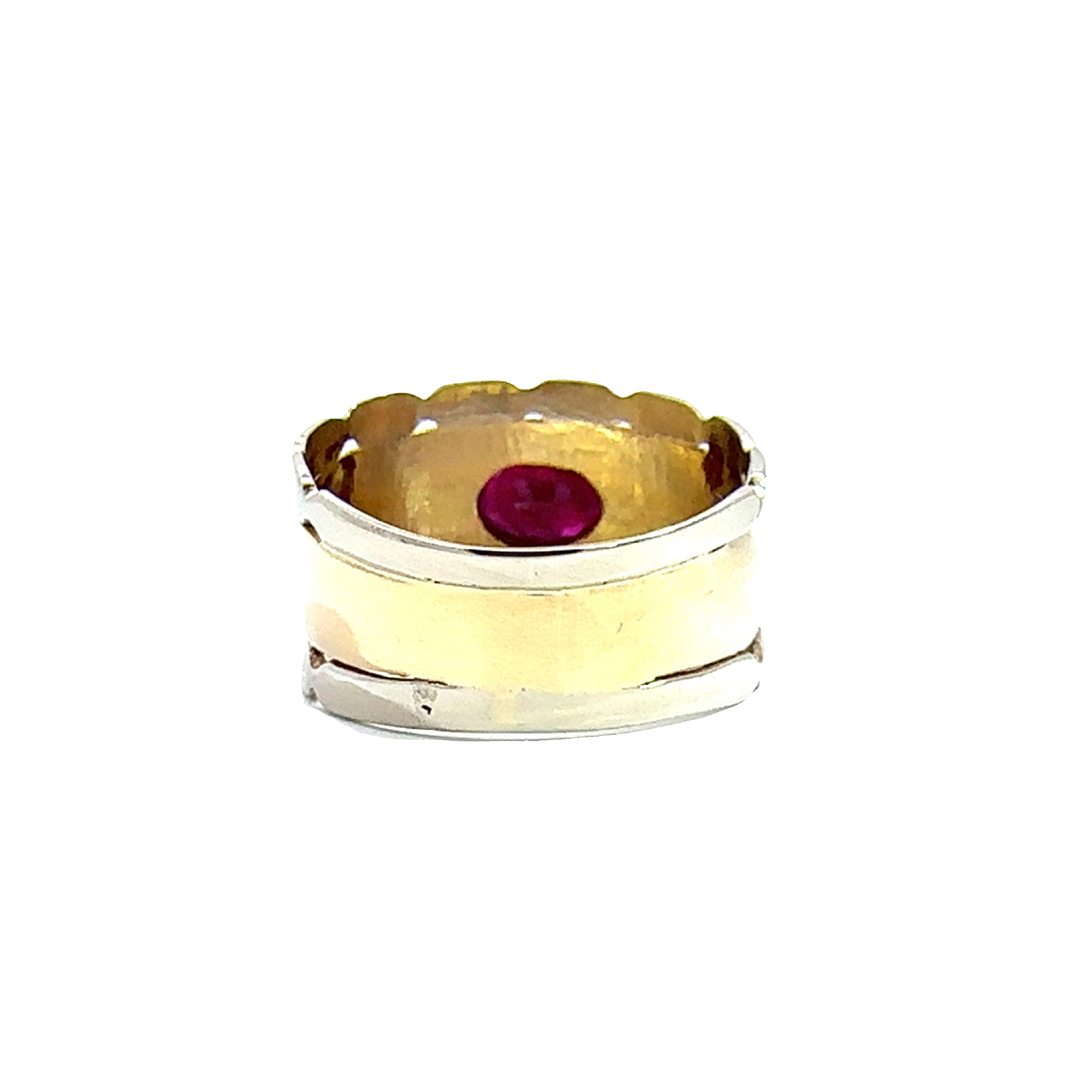 Vintage 18k Yellow Gold and 0.93ctw Ruby Ring