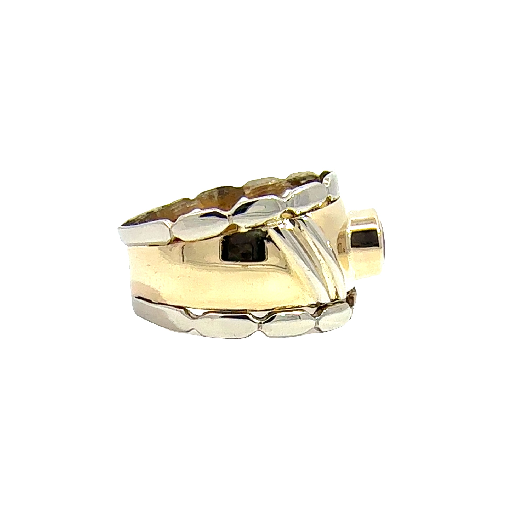 Vintage 18k Yellow Gold and 0.93ctw Ruby Ring
