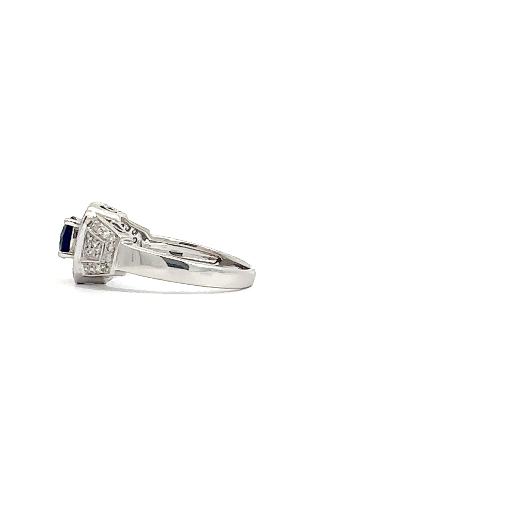 Vintage 18k White Gold Oval Cut Sapphire & Diamond Ring