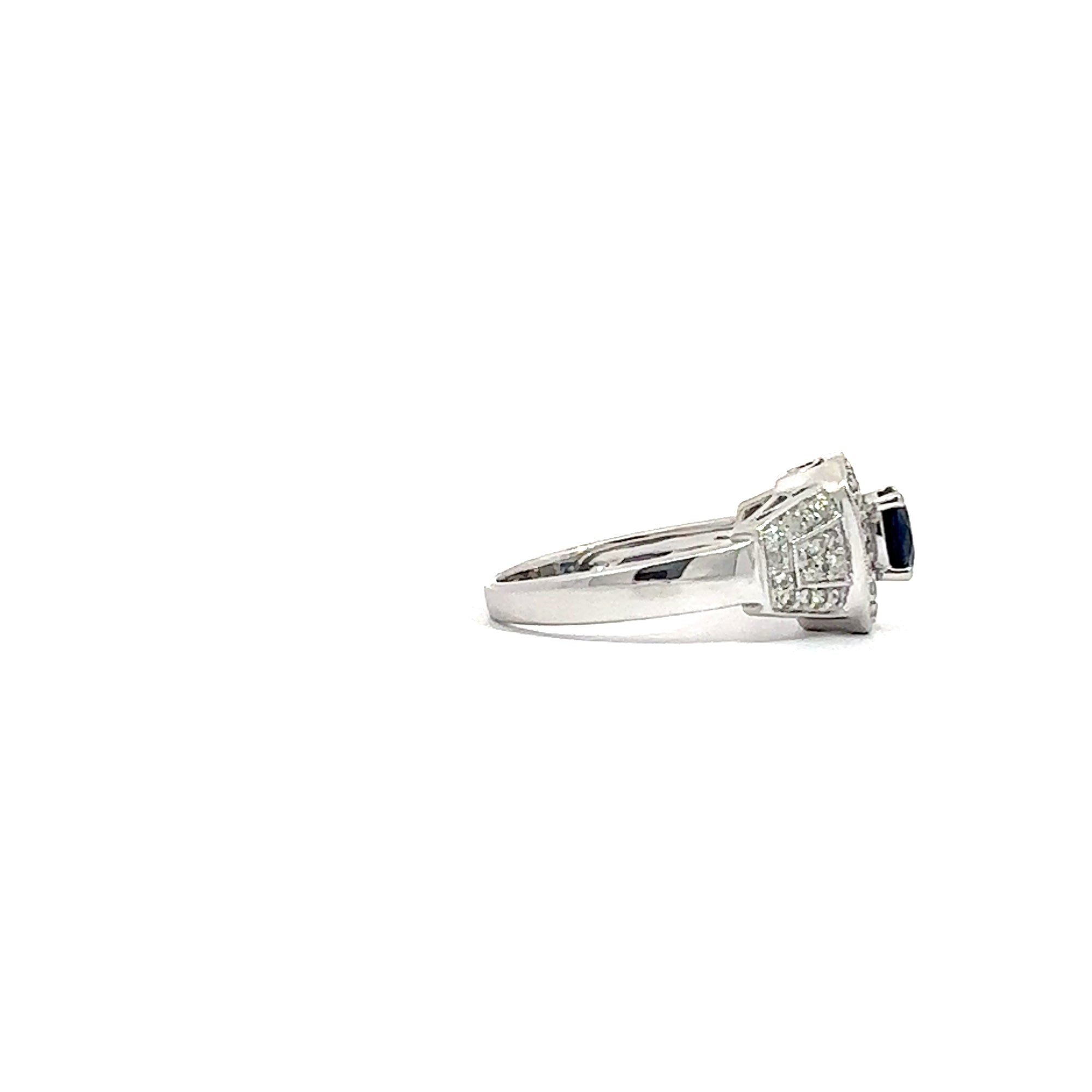 Vintage 18k White Gold Oval Cut Sapphire & Diamond Ring