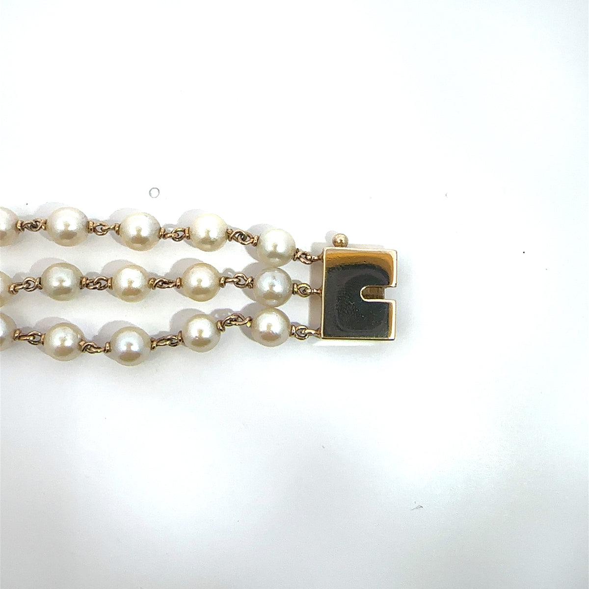 Vintage 14k Yellow Gold Triple Strand Pearl 0.30ctw Sapphire Hidden Watch Bracelet 7"