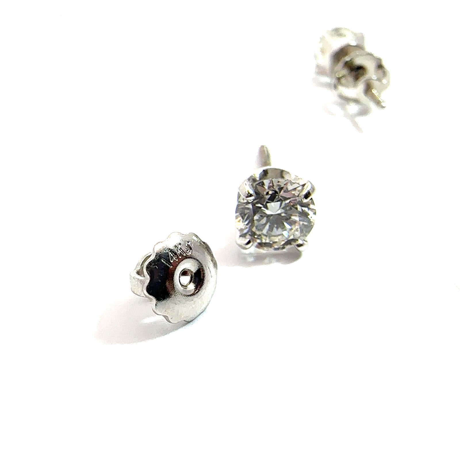 Estate 14k White Gold 1.32ctw Diamond Stud Earrings