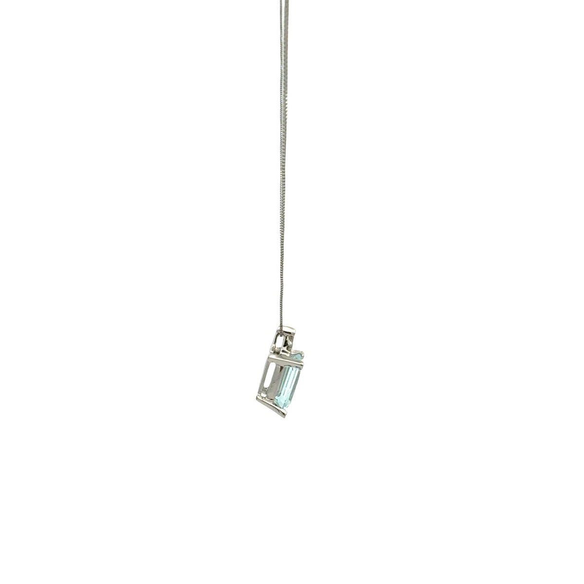 14k White Gold 2.69tcw Aquamarine & 0.11cttw Diamond Pendant Necklace3