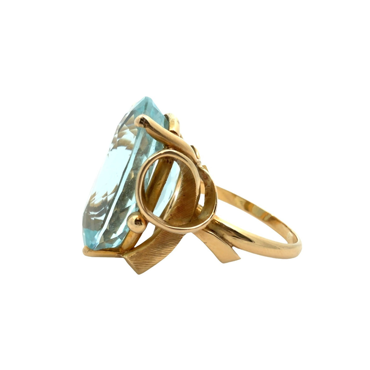 Vintage 17k Yellow Gold 17.60ctw Oval Aquamarine Ring Size 61