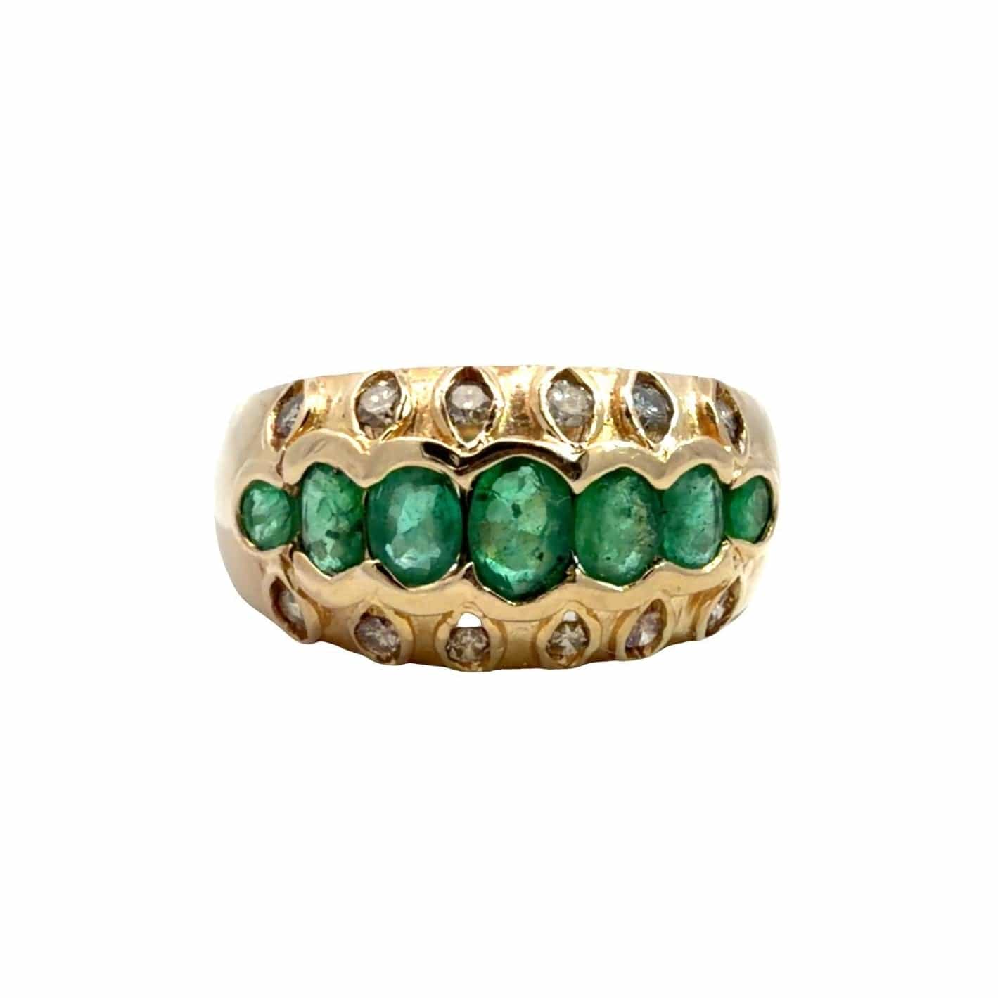 14k Yellow Gold Band Ring with (0.65ctw)Emerald and (0.24ctw)Diamond0