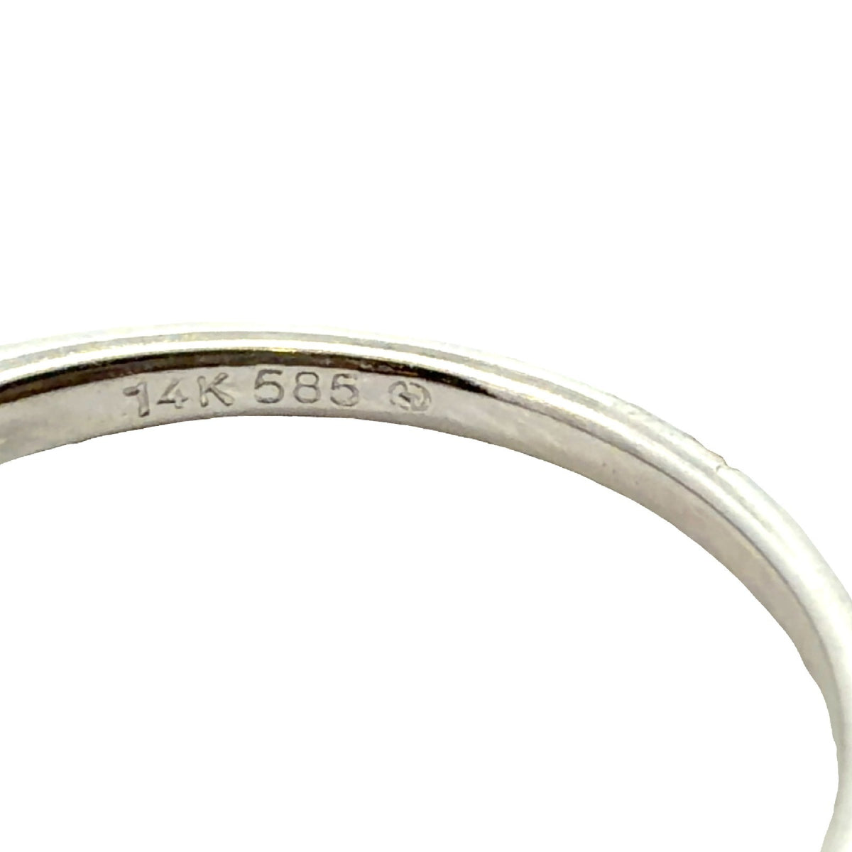 14k White Gold 1.20cttw IGI Round Brilliant & Baguette Diamond Bridal Set Size 76