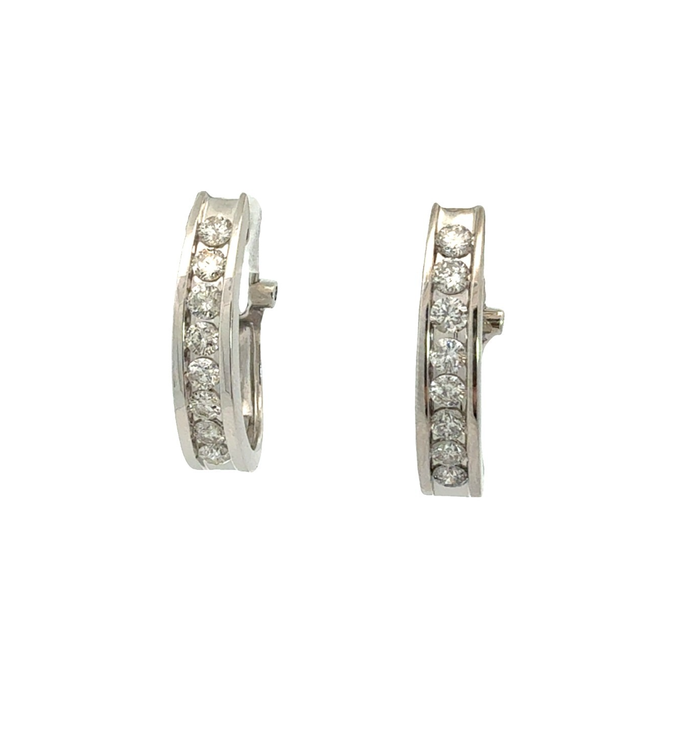 14k White Gold 0.96ctw Brilliant Pavé Diamond Earrings0