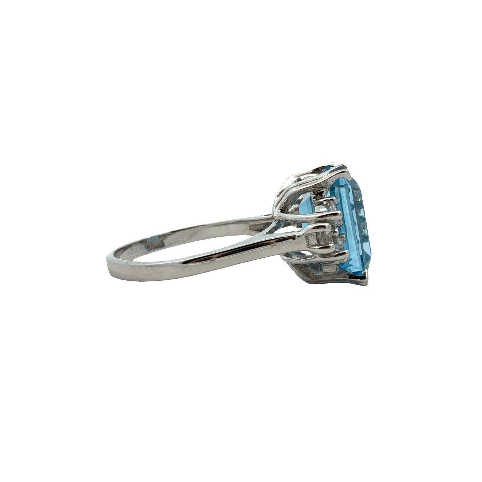 Vintage 14k White Gold 7.09tcw Blue Topaz 0.39cttw Diamond Cocktail Ring2