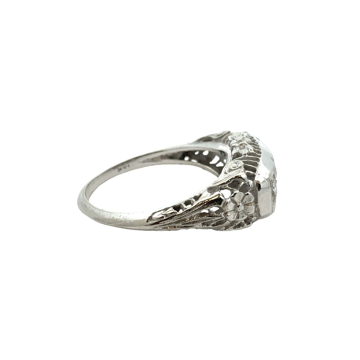 Vintage 14k White Gold Filigree 0.36ctw Three Diamond Dome Ring Size 6.52