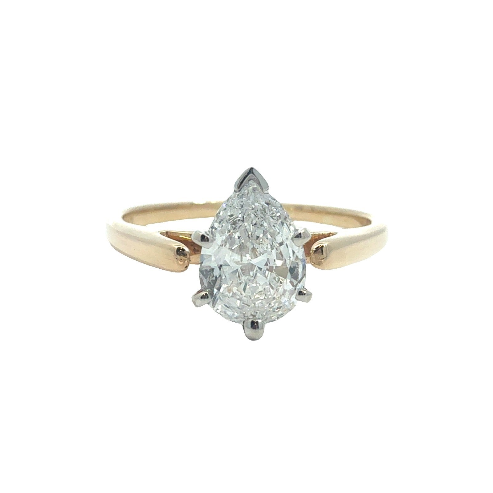 14k Yellow Gold and 0.94ctw Pear Diamond Engagement Ring Size 6.50