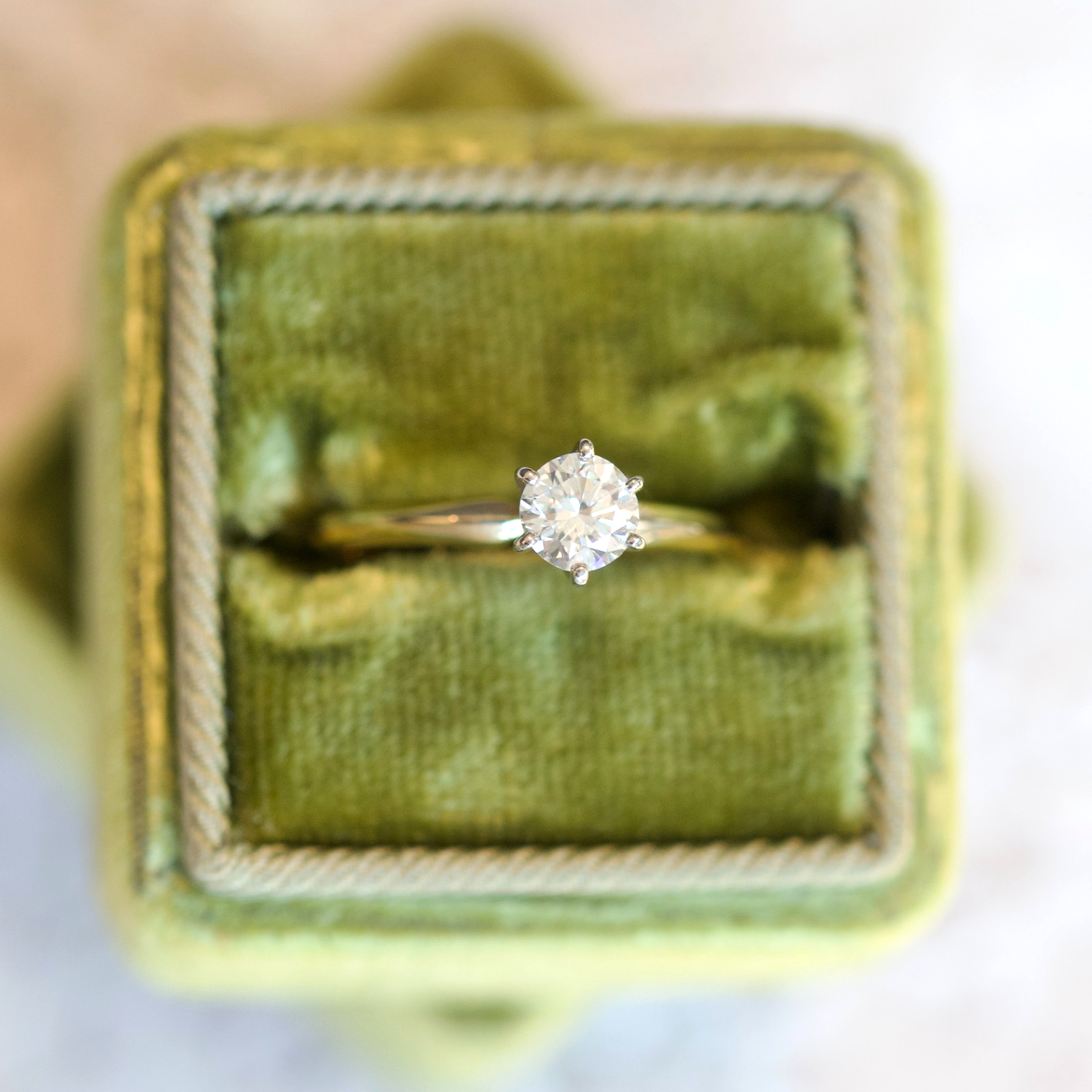14k Yellow Gold Round Brilliant 0.44tcw Diamond Solitaire Engagement Ring0