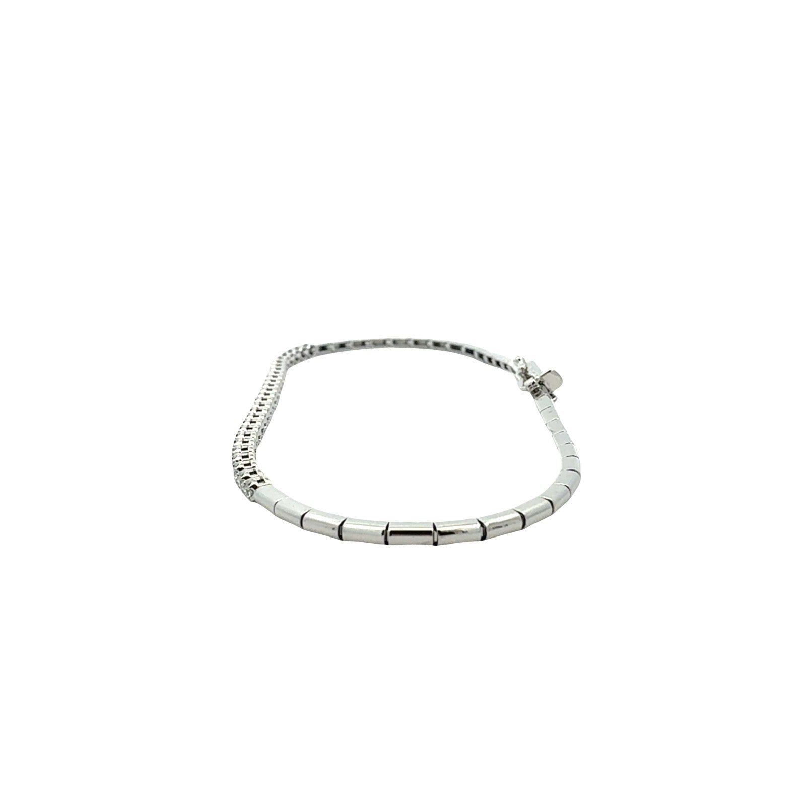 NEW 14k White Gold and 0.20cttw Diamond Station Bracelet2