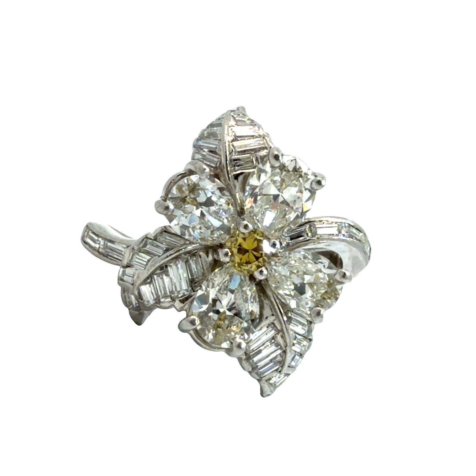 Vintage Platinum 2.26ctw Diamond Floral Ring Size 7.750