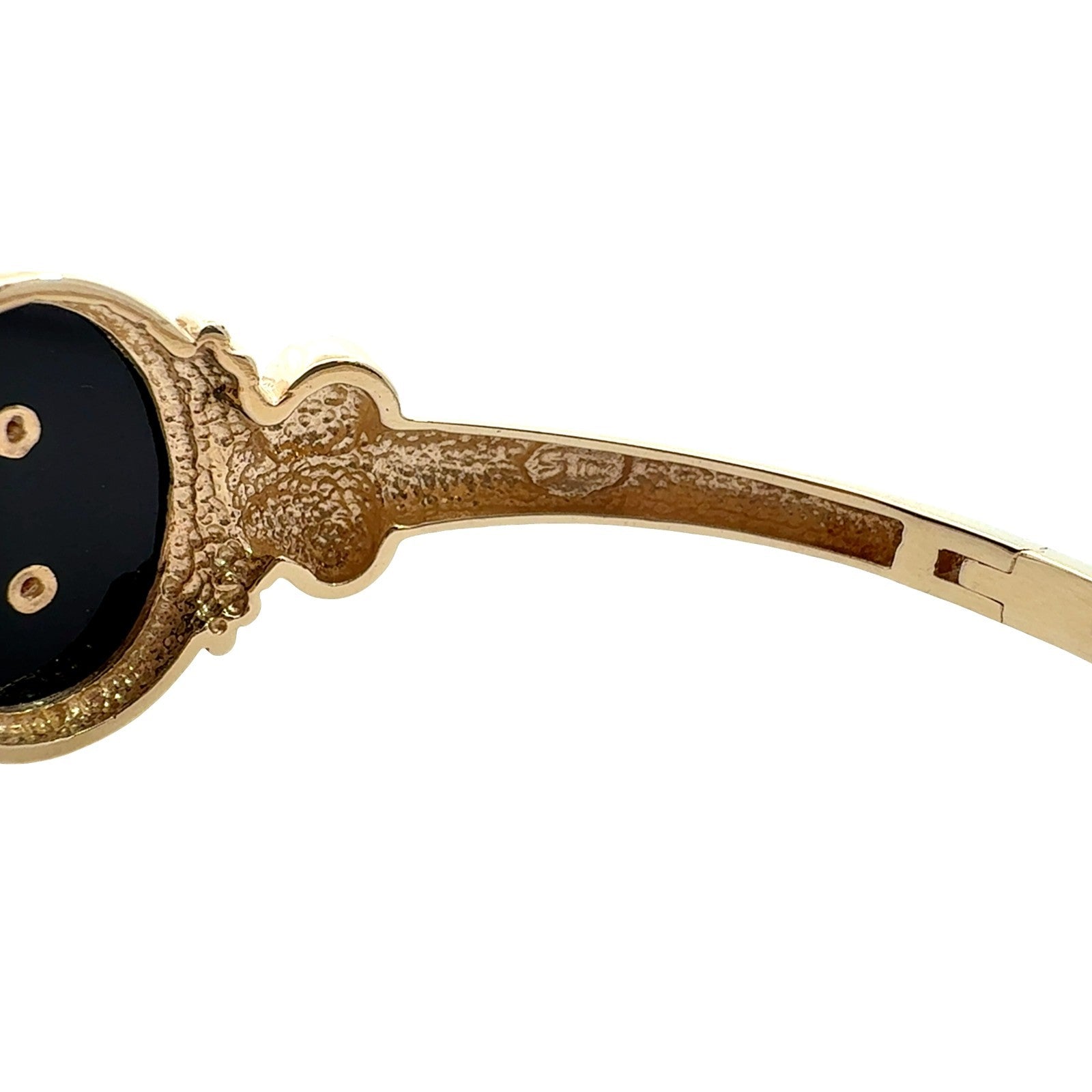 10k Yellow Gold Black Enamel and 0.05cttw Lab-Grown Diamond Cameo Bracelet6
