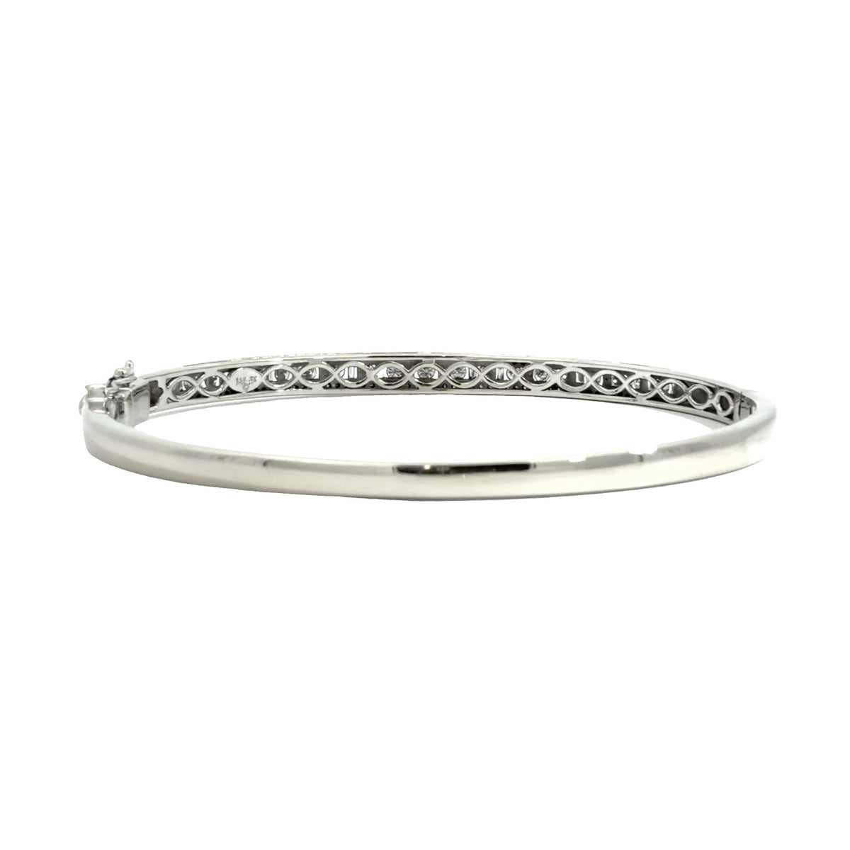 14k White Gold and 1.65ctw Diamond Bangle Bracelet 7"2