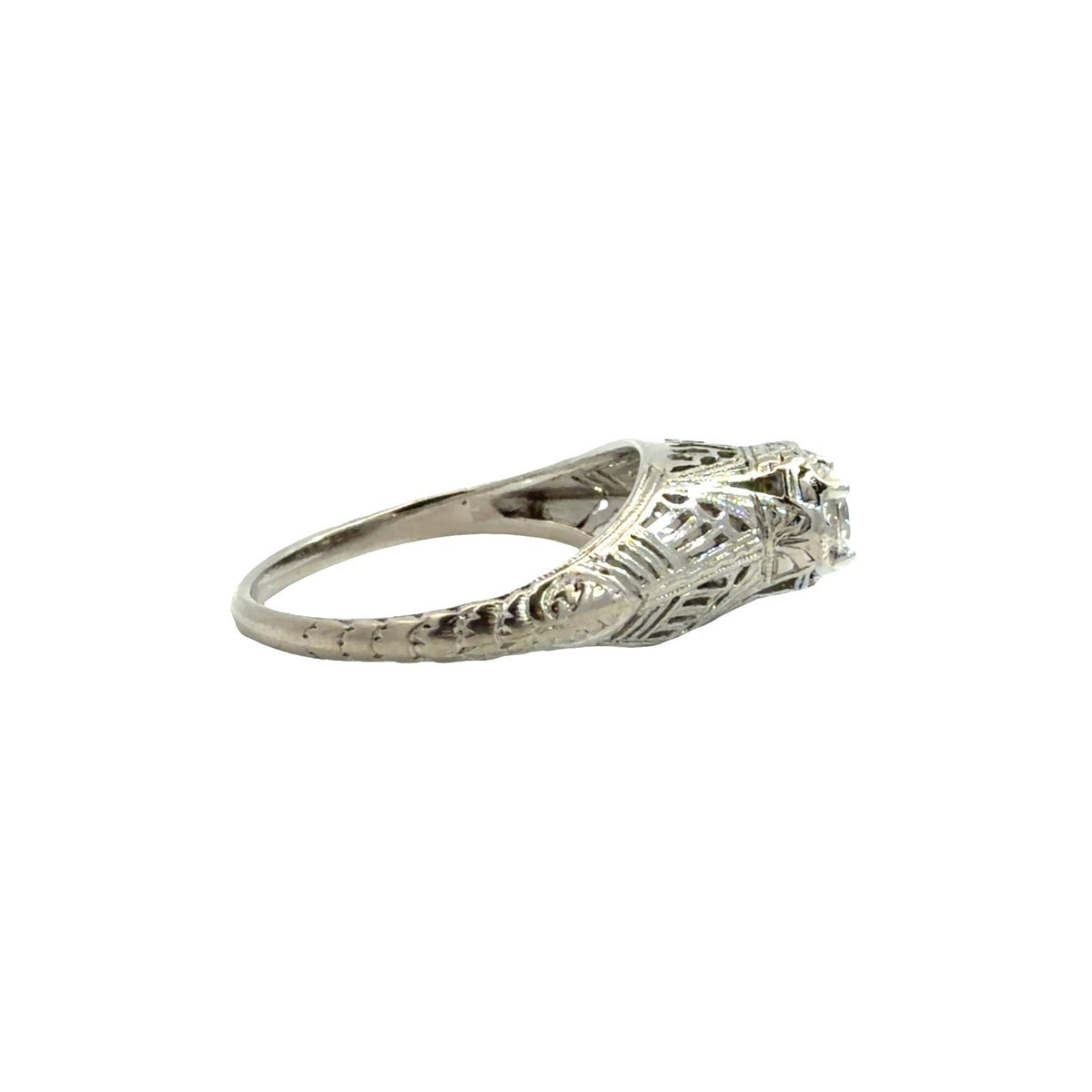 Vintage Art Deco Platinum Filigree & 0.27cttw Diamond Engagement Ring Size 5.251