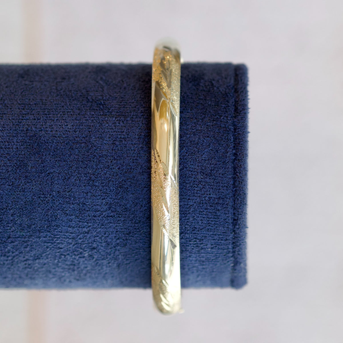 14k Yellow Gold Textured Hinged Bangle Bracelet0