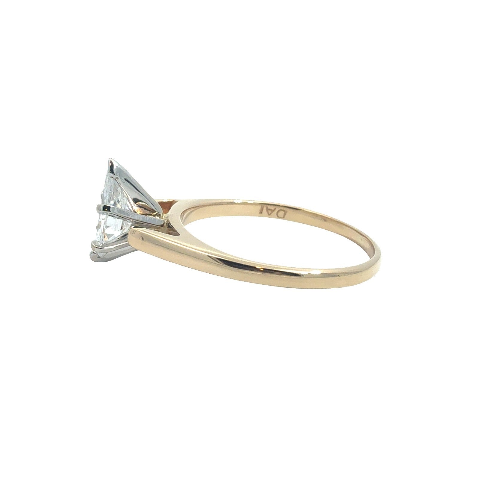 14k Yellow Gold and 0.94ctw Pear Diamond Engagement Ring Size 6.53