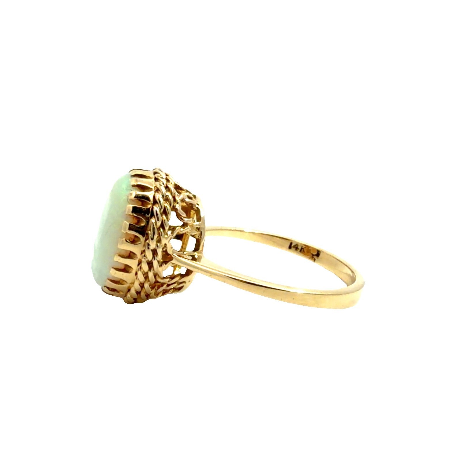 Vintage 14k Yellow Gold and 2.60ctw Oval Opal Cocktail Ring Size 7.54