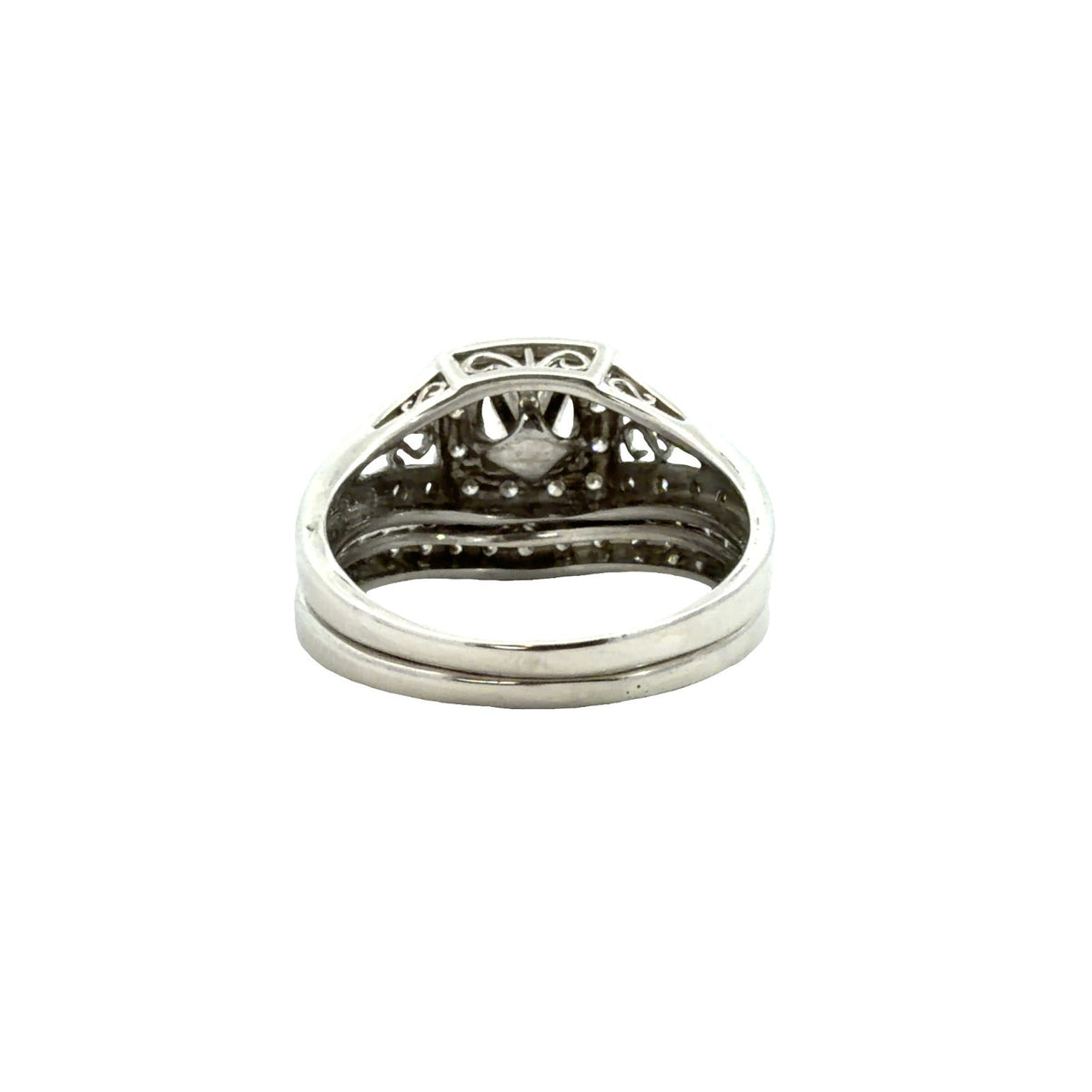 14k White Gold 0.94cttw Diamond Halo Bridal Set Size 73