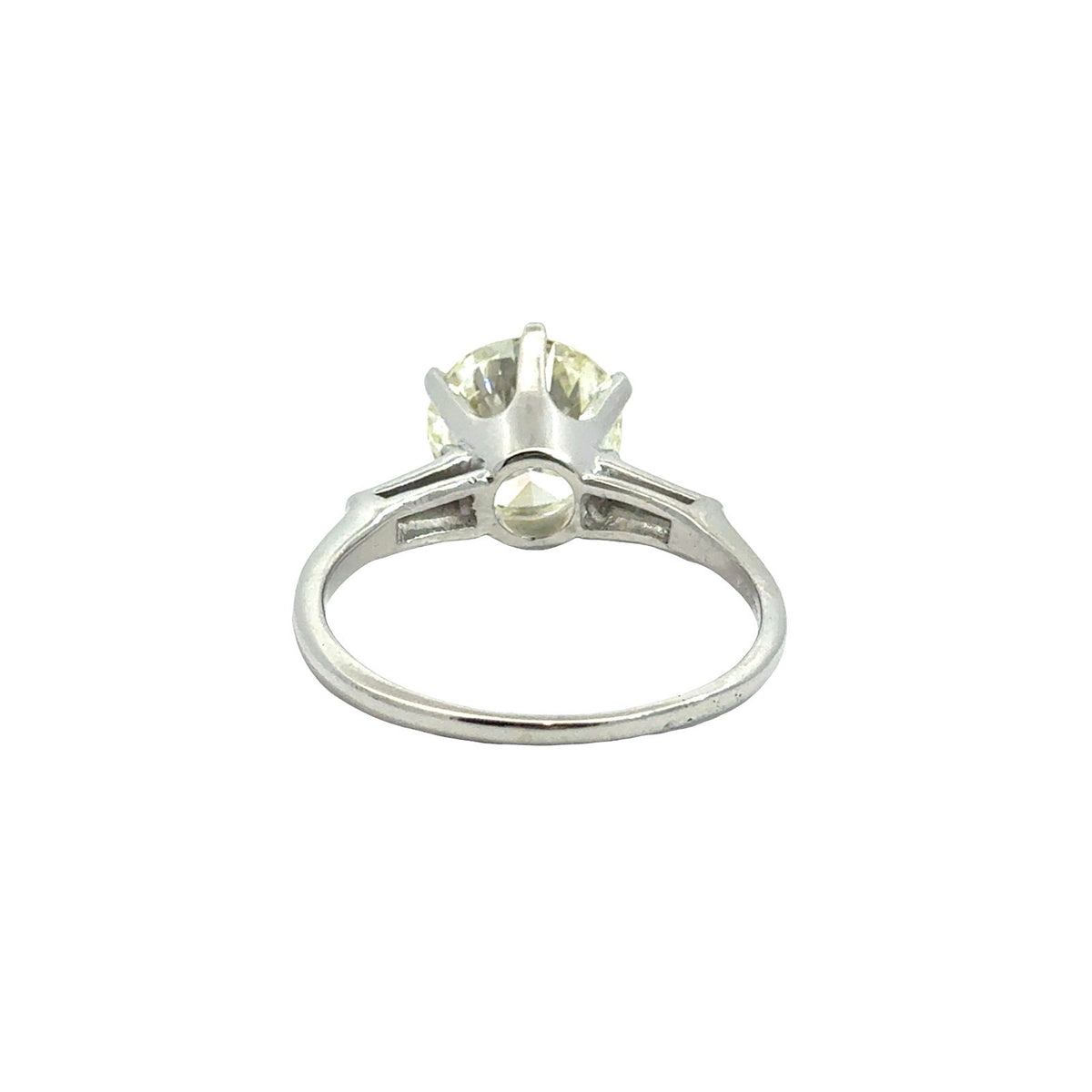 Platinum 3.36cttw(3.28tcw) Round Three-Stone Diamond Engagement Ring3