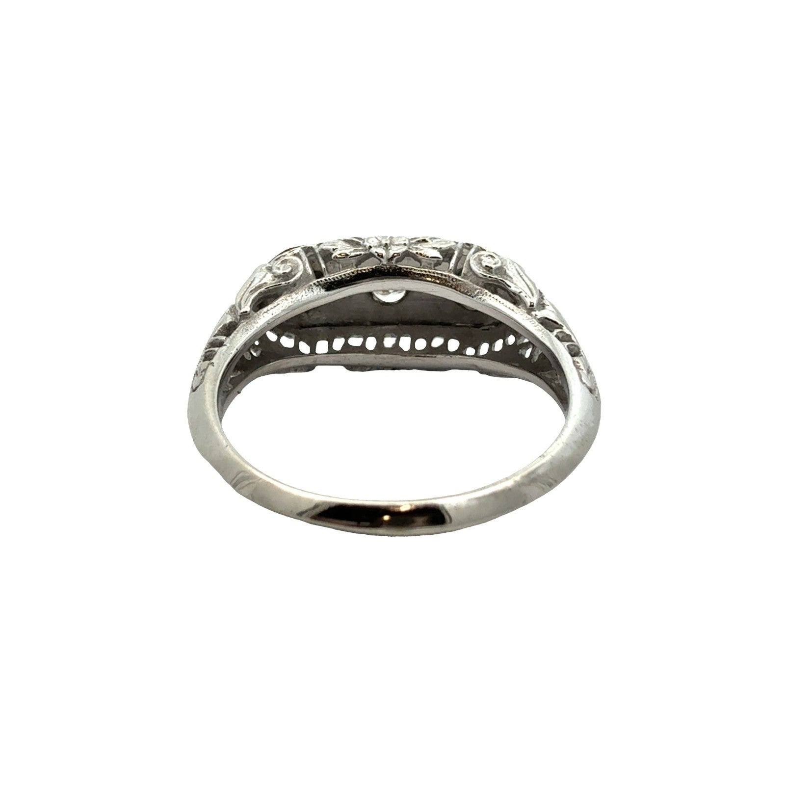 Vintage 14k White Gold Filigree 0.36ctw Three Diamond Dome Ring Size 6.53