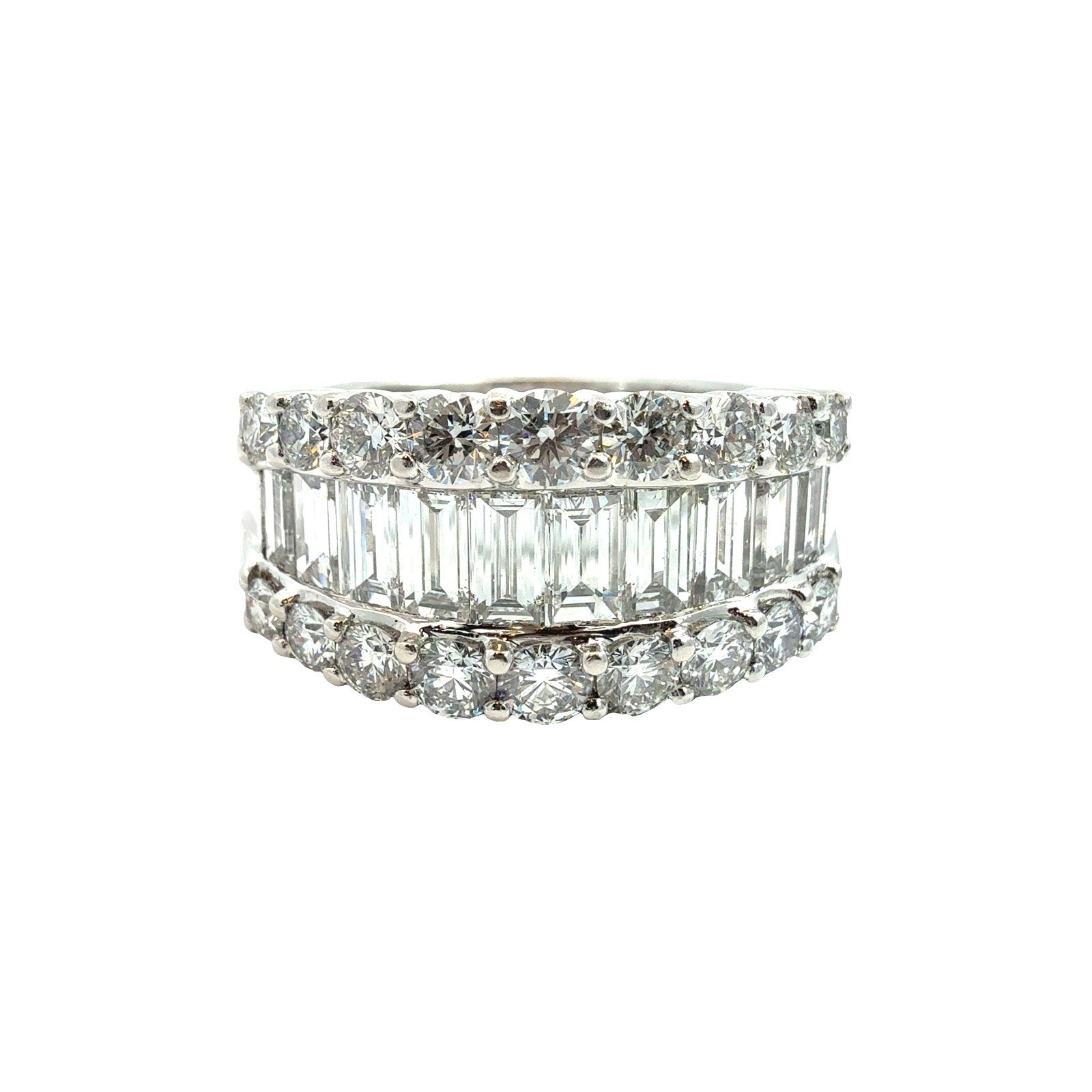 18k White Gold 2.39ctw Baguette and Round Cut Diamond Band Ring Size 5.750
