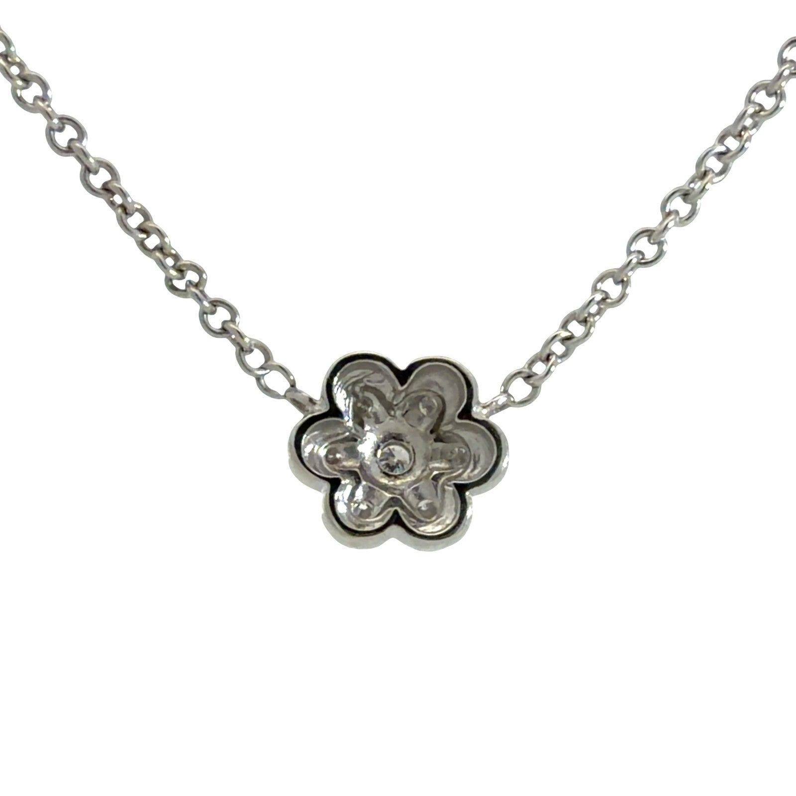 18k White Gold and 0.23cttw Diamond Floral Cluster Necklace2