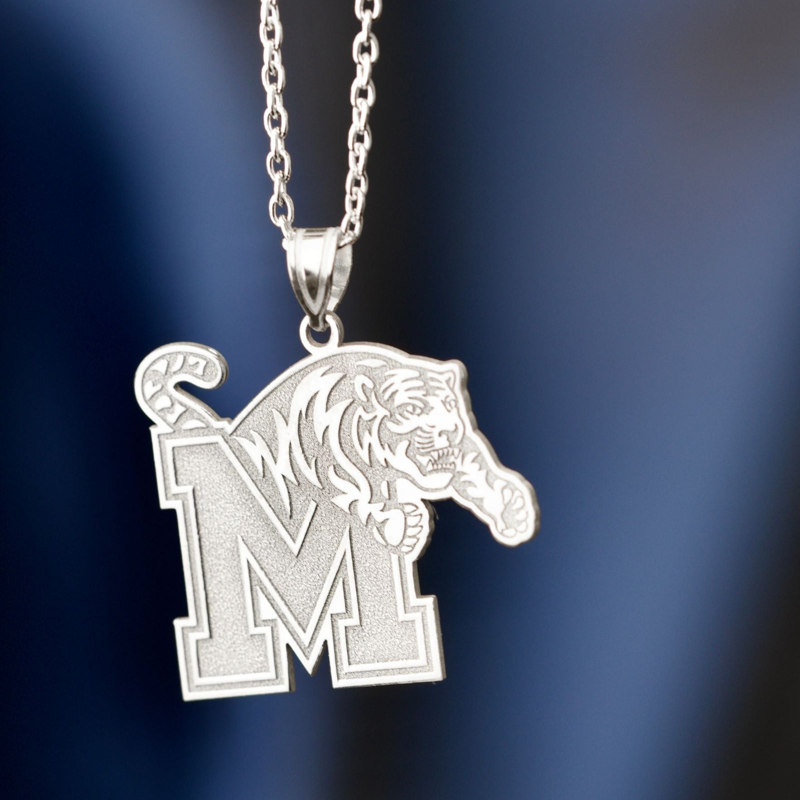 Memphis Tigers 14k White Gold Crest Necklace (Extra Large)