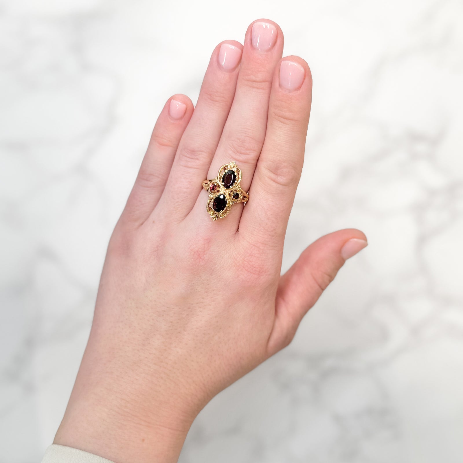 Vintage 13k Yellow Gold 1.94ctw Garnet Ring Size 7.250