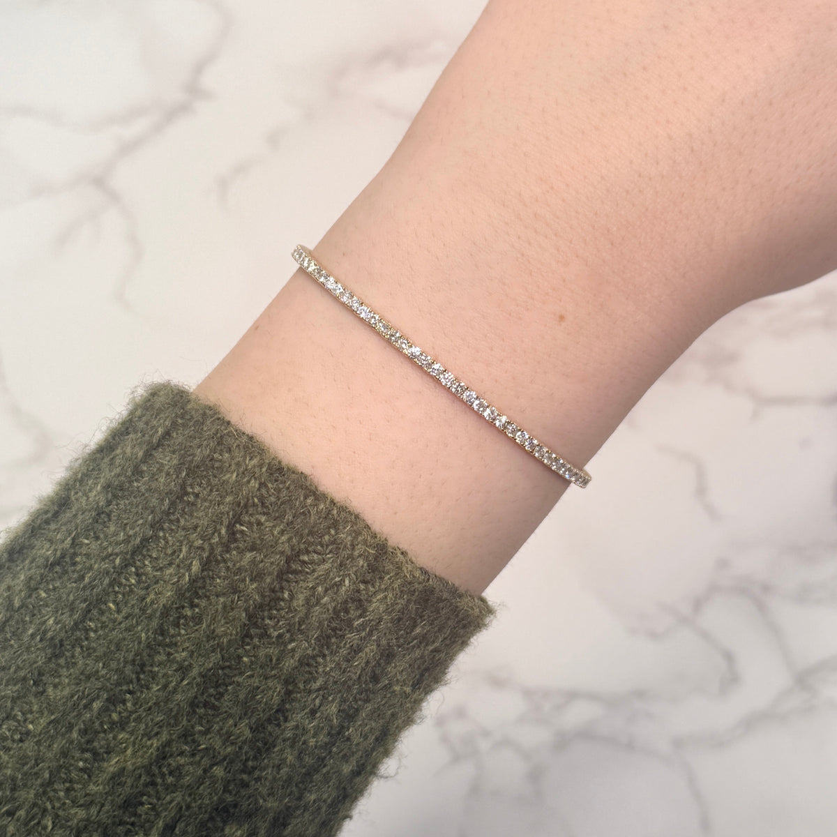 The Jewel Box 14k Yellow Gold 2.16ctw Diamond Flex Bangle