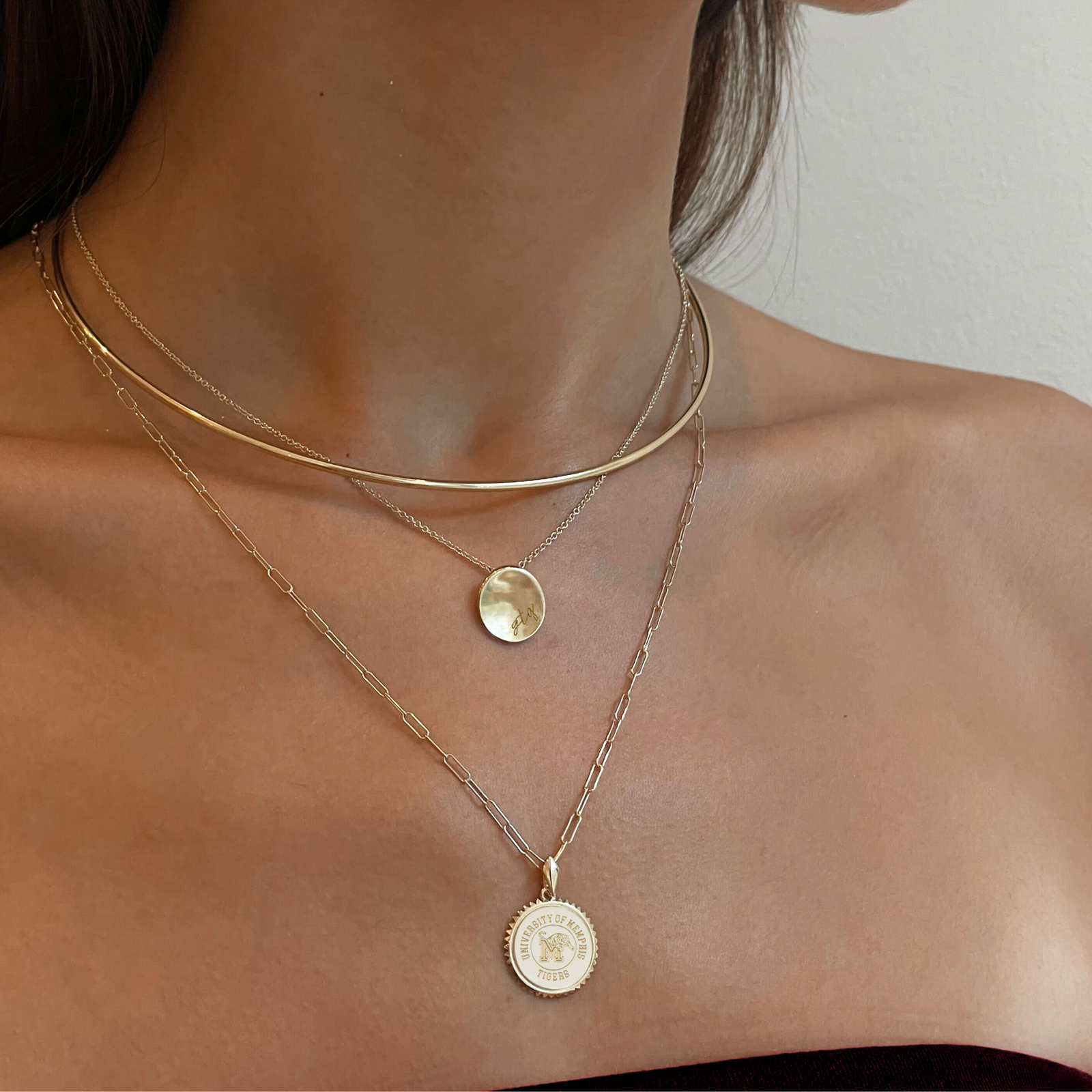 Memphis Tigers 14k Yellow Gold GTG Petite Disk Necklace