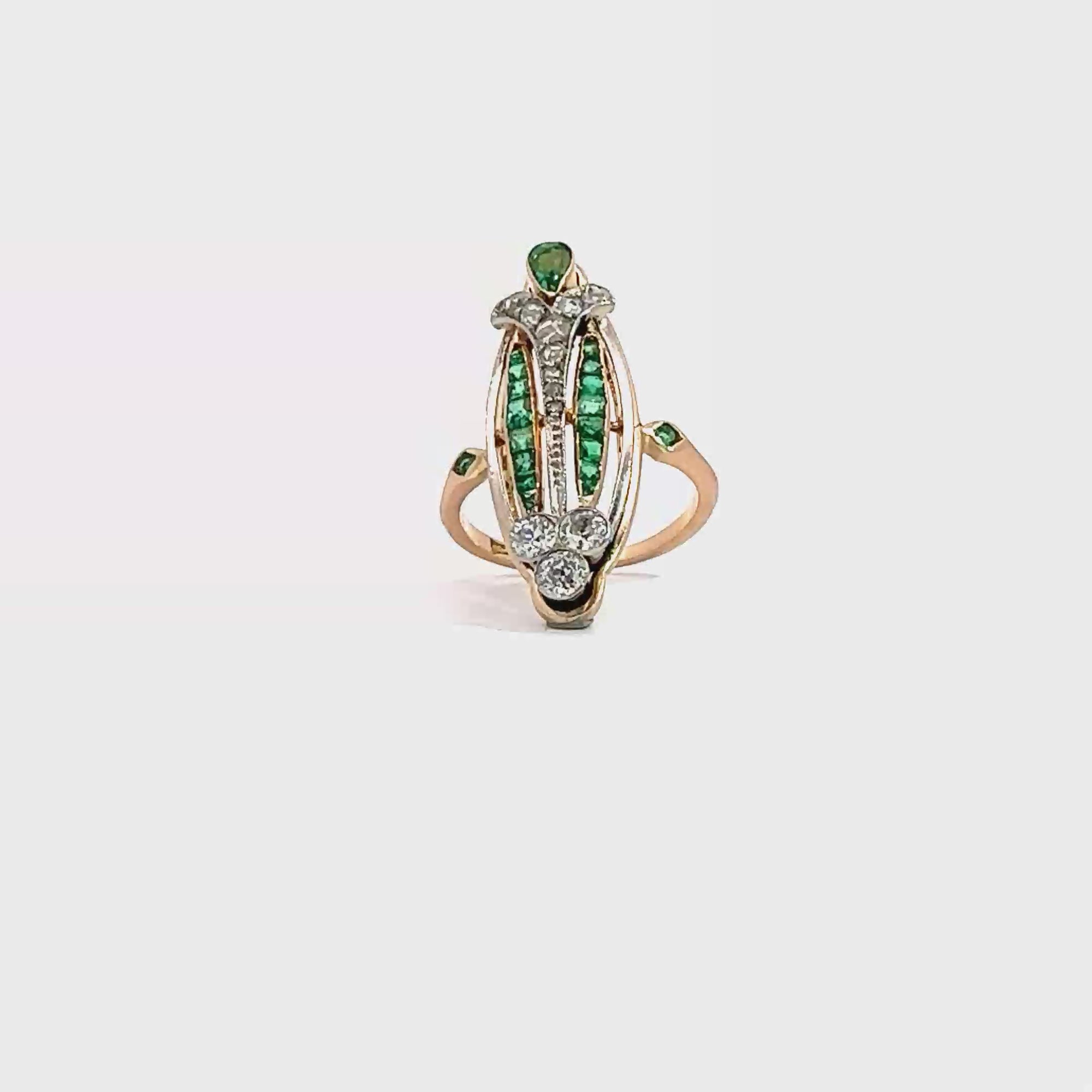 Vintage Art Deco 18k Yellow Gold 0.35ctw Emerald and 0.28ctw Diamond Ring