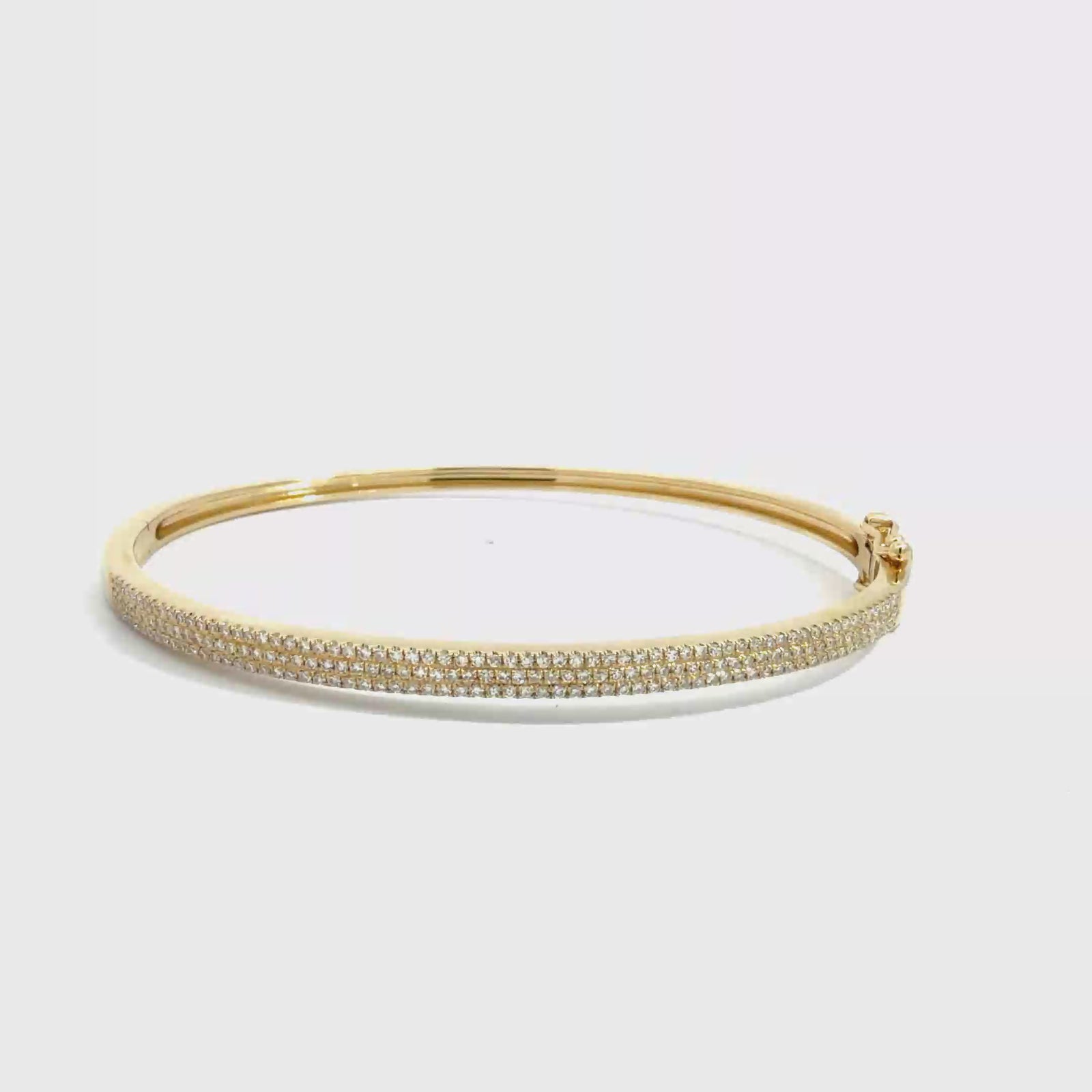 Estate 14k Yellow Gold 0.75ctw Diamond Bangle