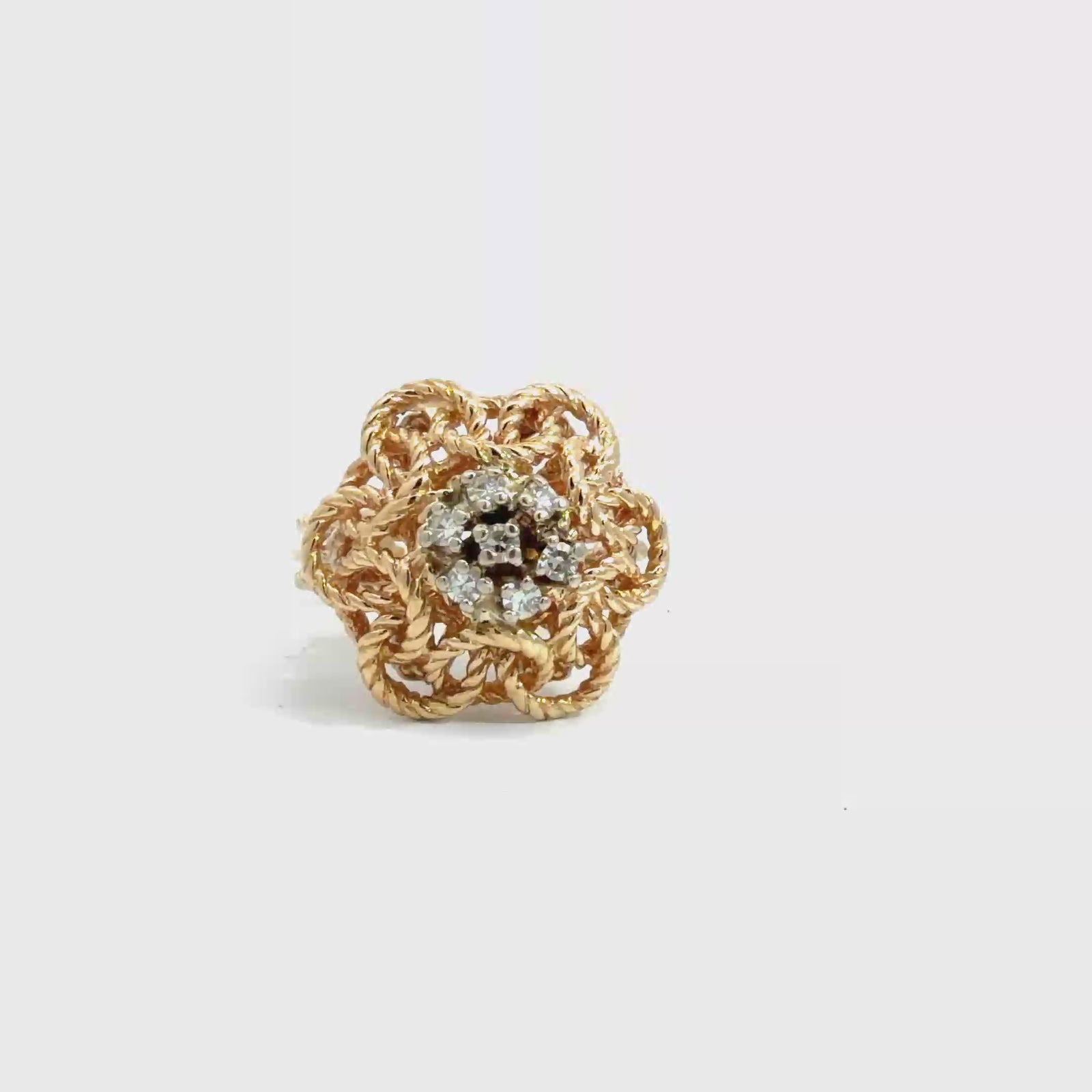 Vintage 14k Yellow Gold 0.20ctw Diamond Cluster Floral Ring