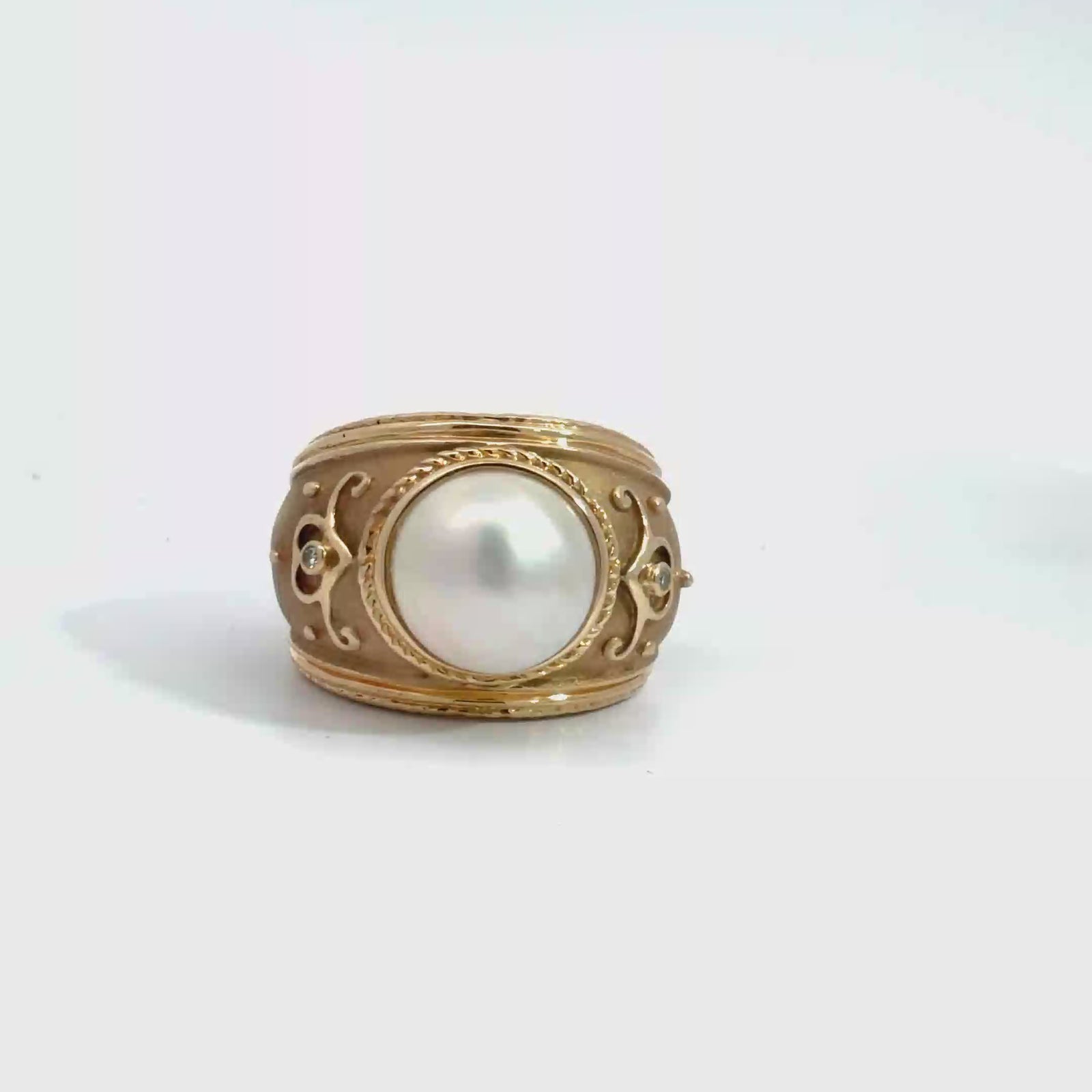 Vintage 14k Yellow Gold Pearl Cocktail Ring