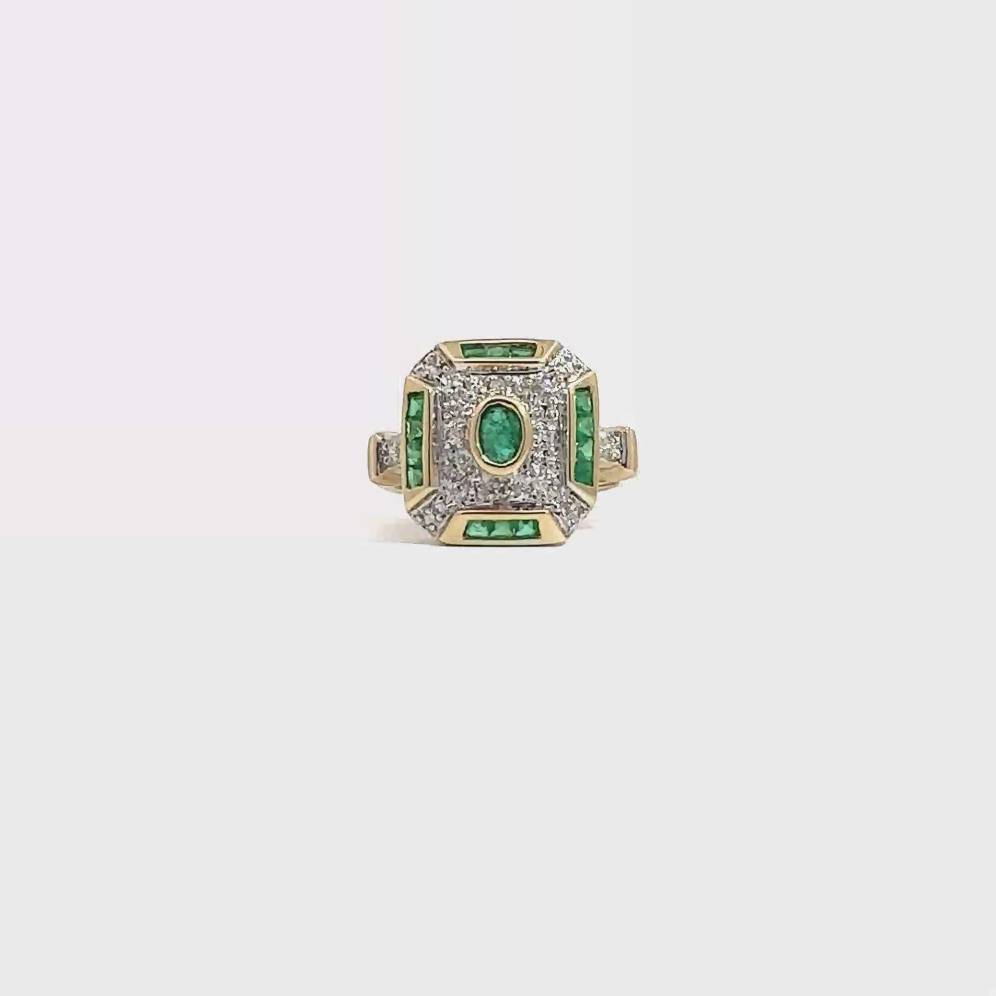 Vintage 14k Yellow Gold 0.28ctw Emerald and 0.07ctwDiamond Ring