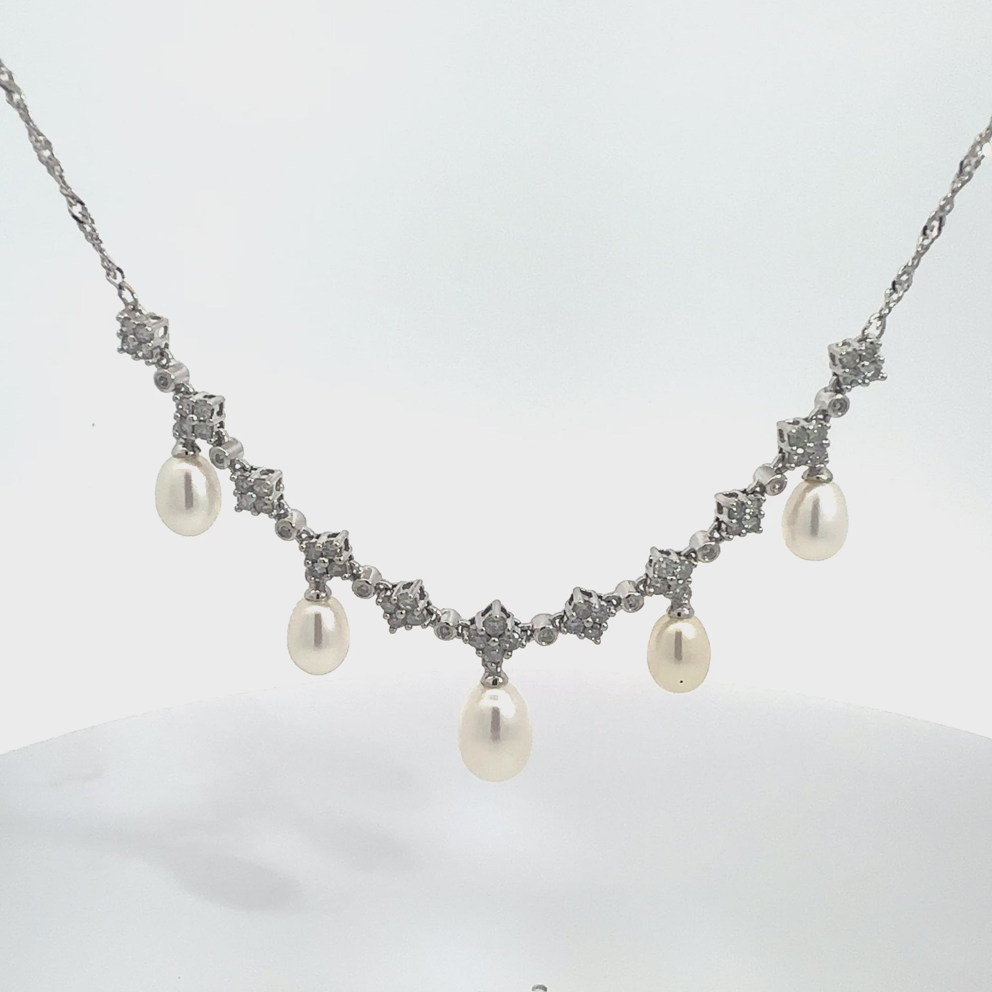 Vintage 14k White Gold Pearl and 1.21cttw Diamond Necklace 18"
